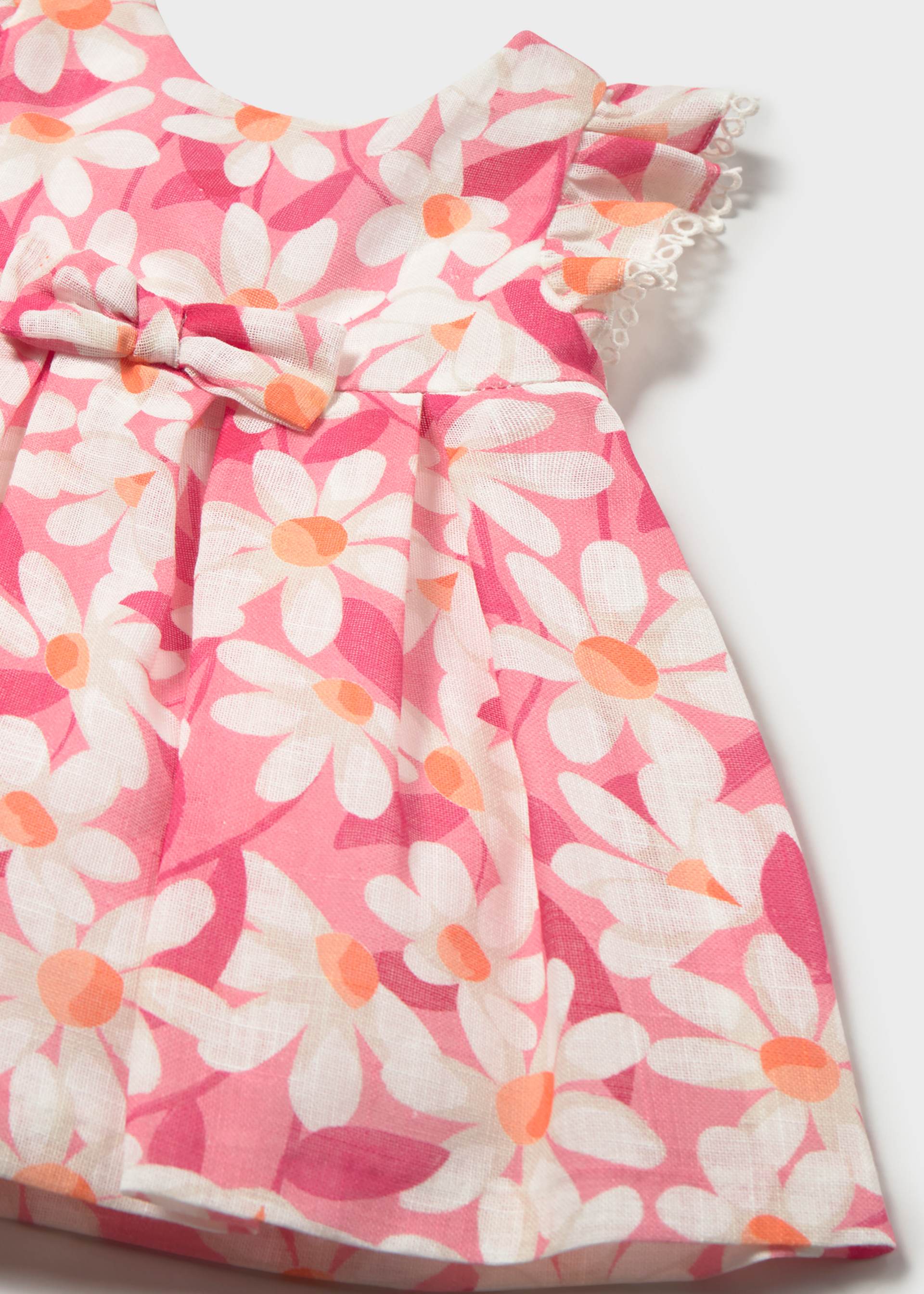 Vestido cerimónia folhos e estampado flores bebé