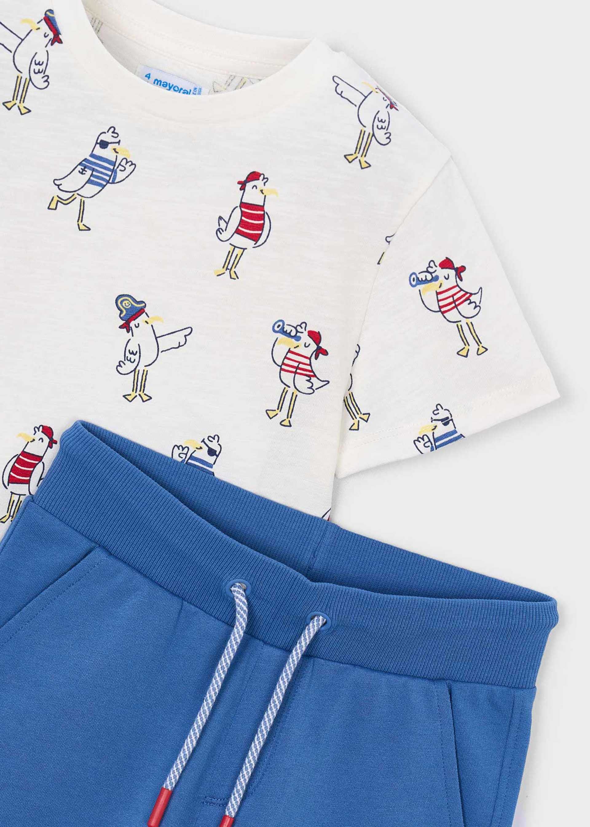 Conjunto playera estampada y bermuda niño