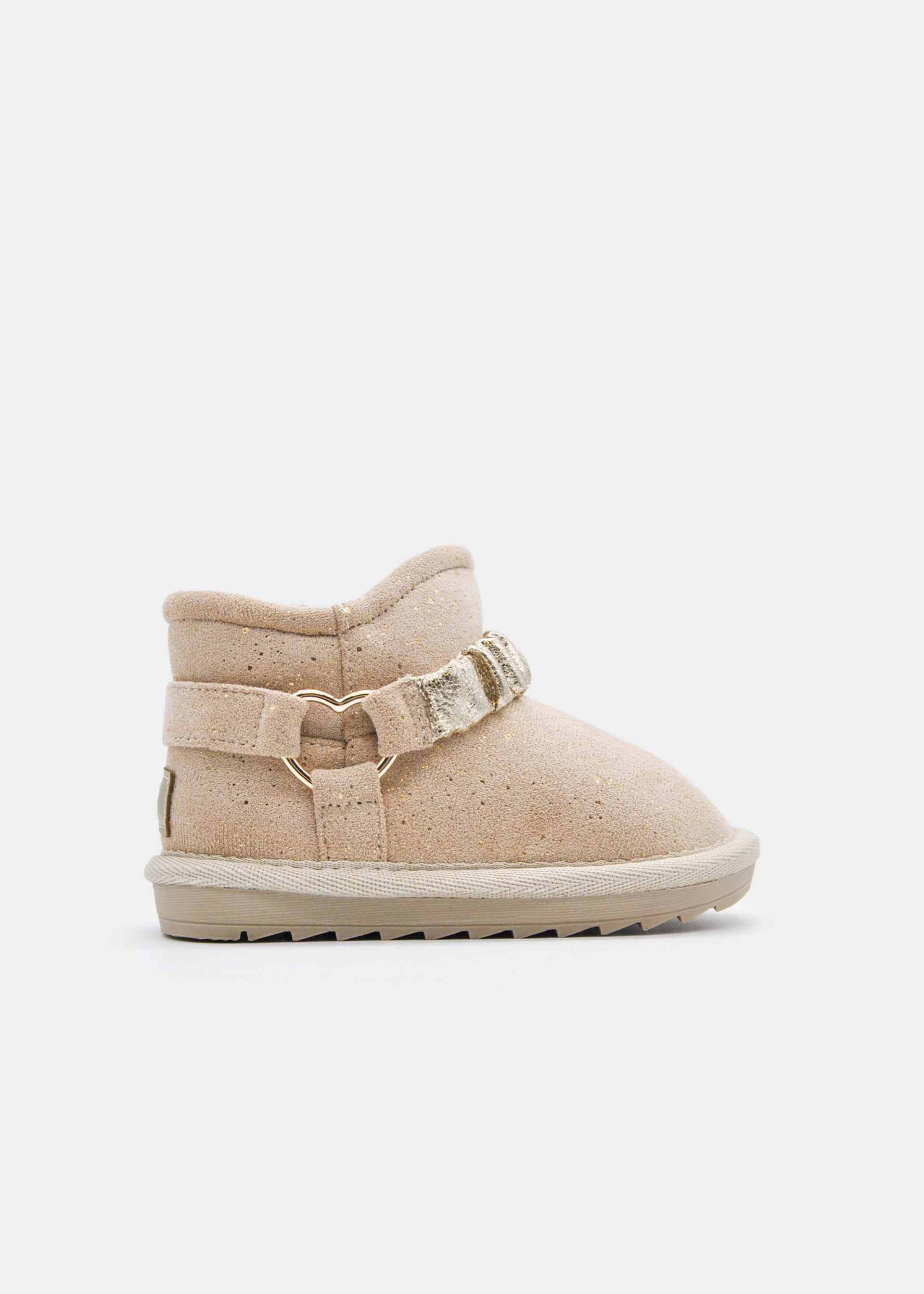 Botins baixo bebé