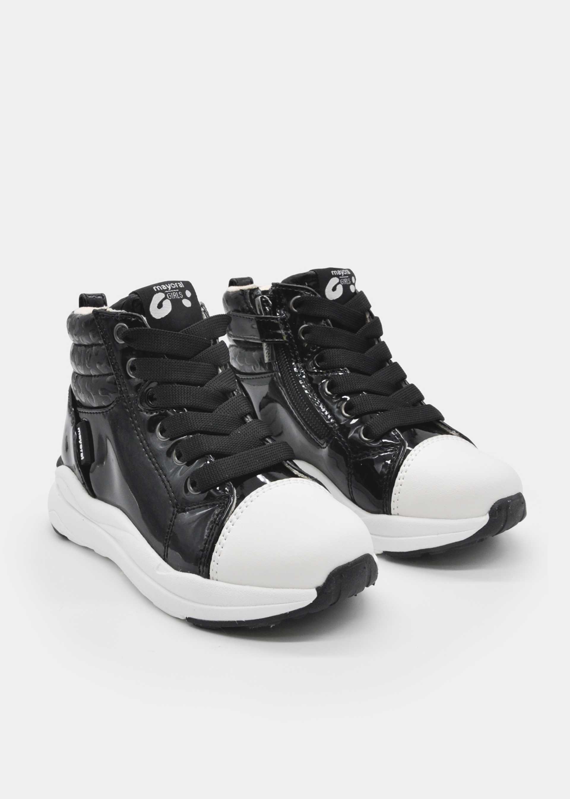 Botins desportivas menina