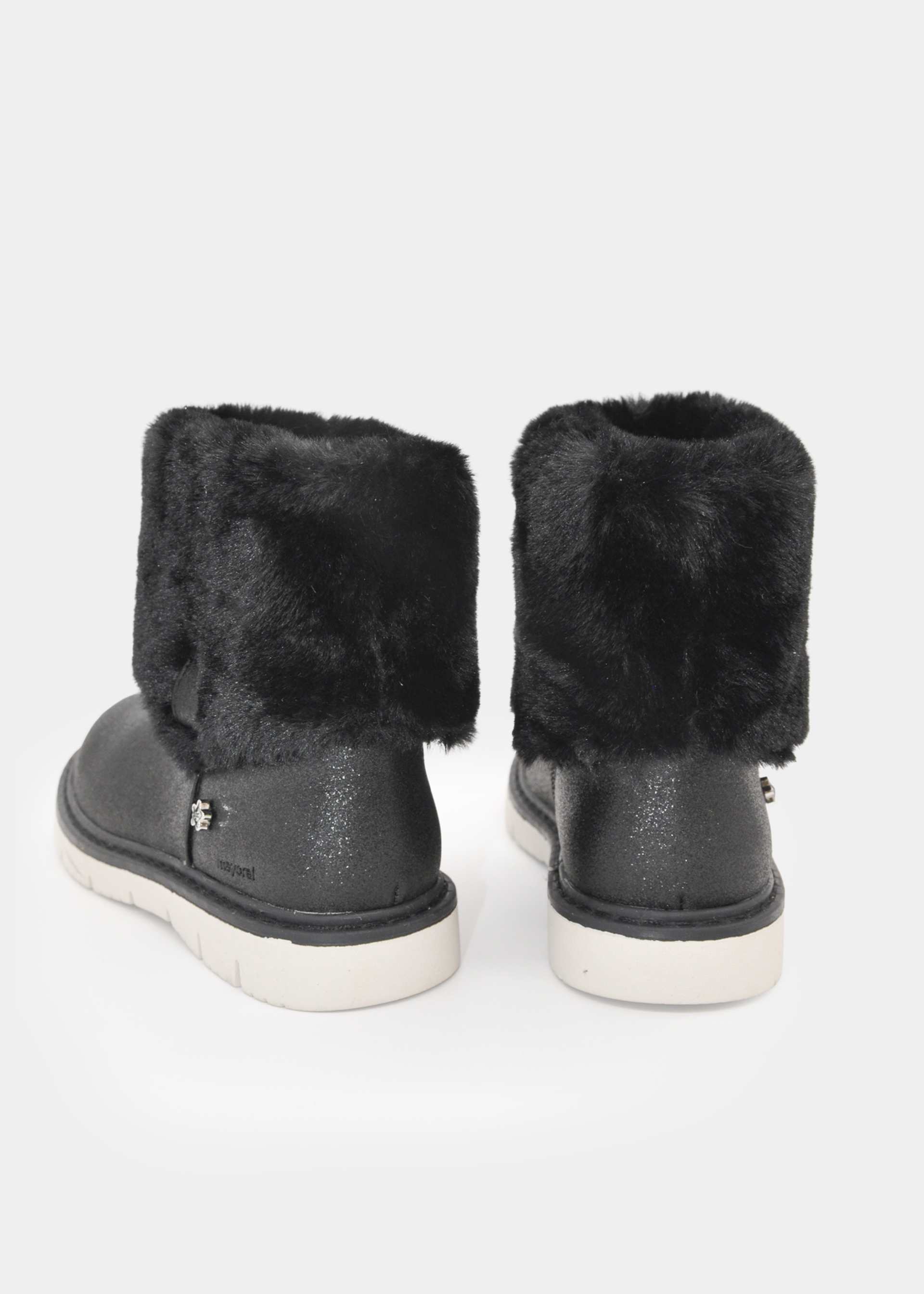 Botins pelo menina