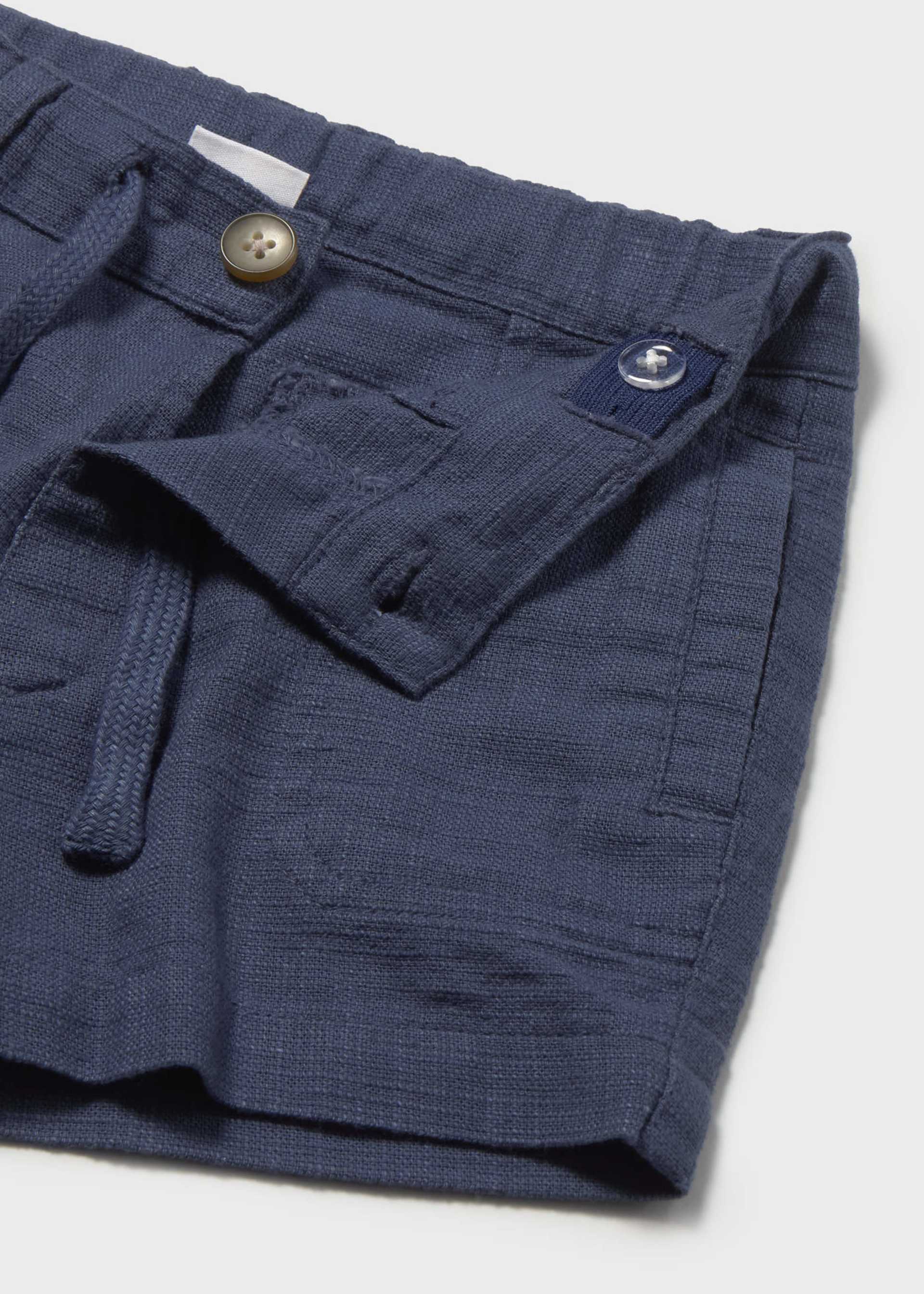 Structured Bermuda shorts with pockets