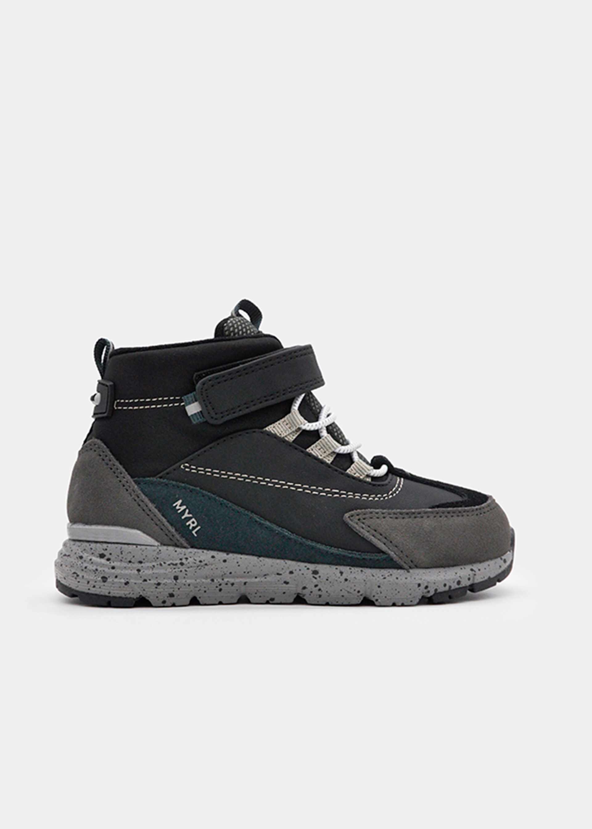Buty sportowe dla chłopca