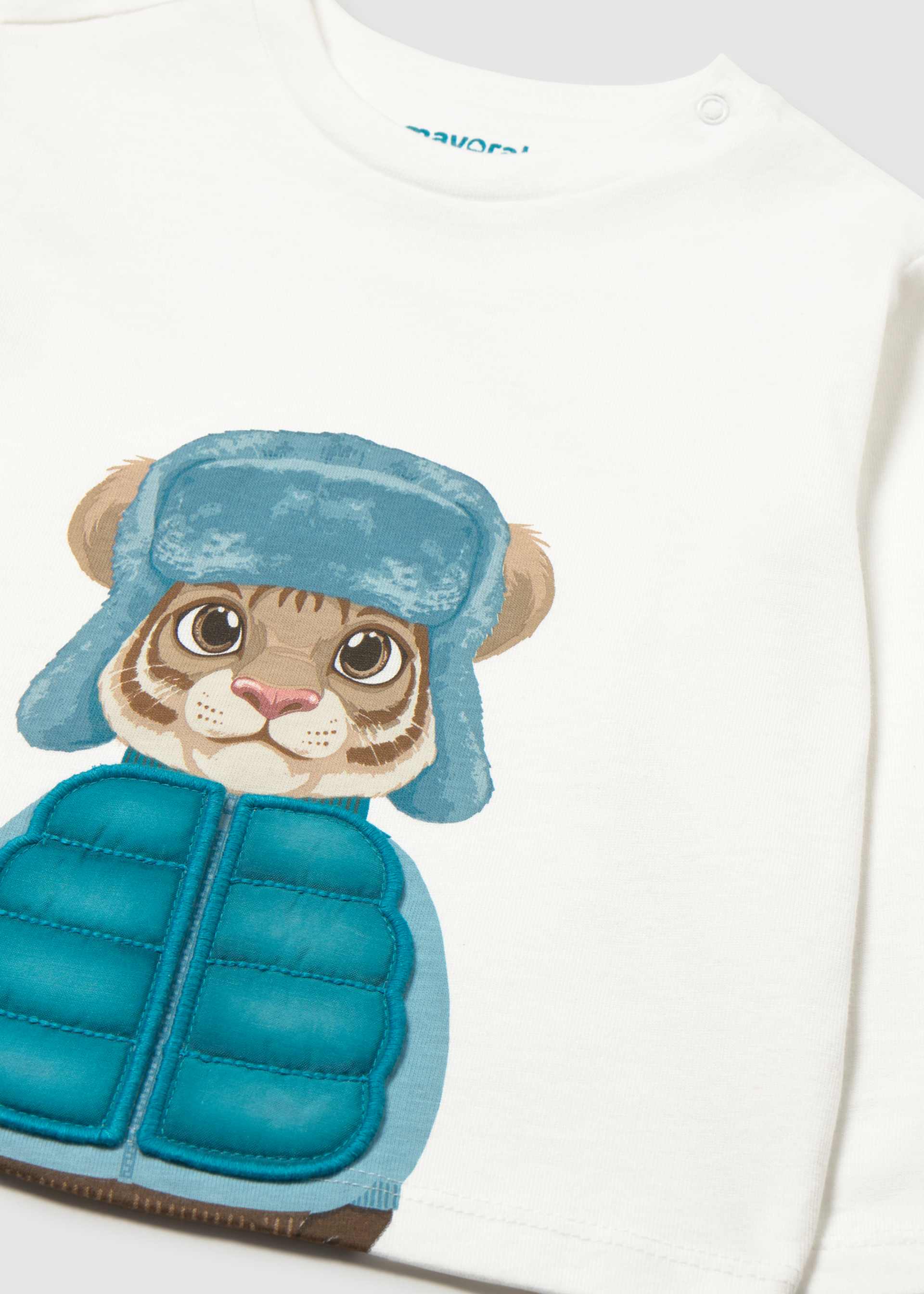 Interactive tiger T-shirt for babies