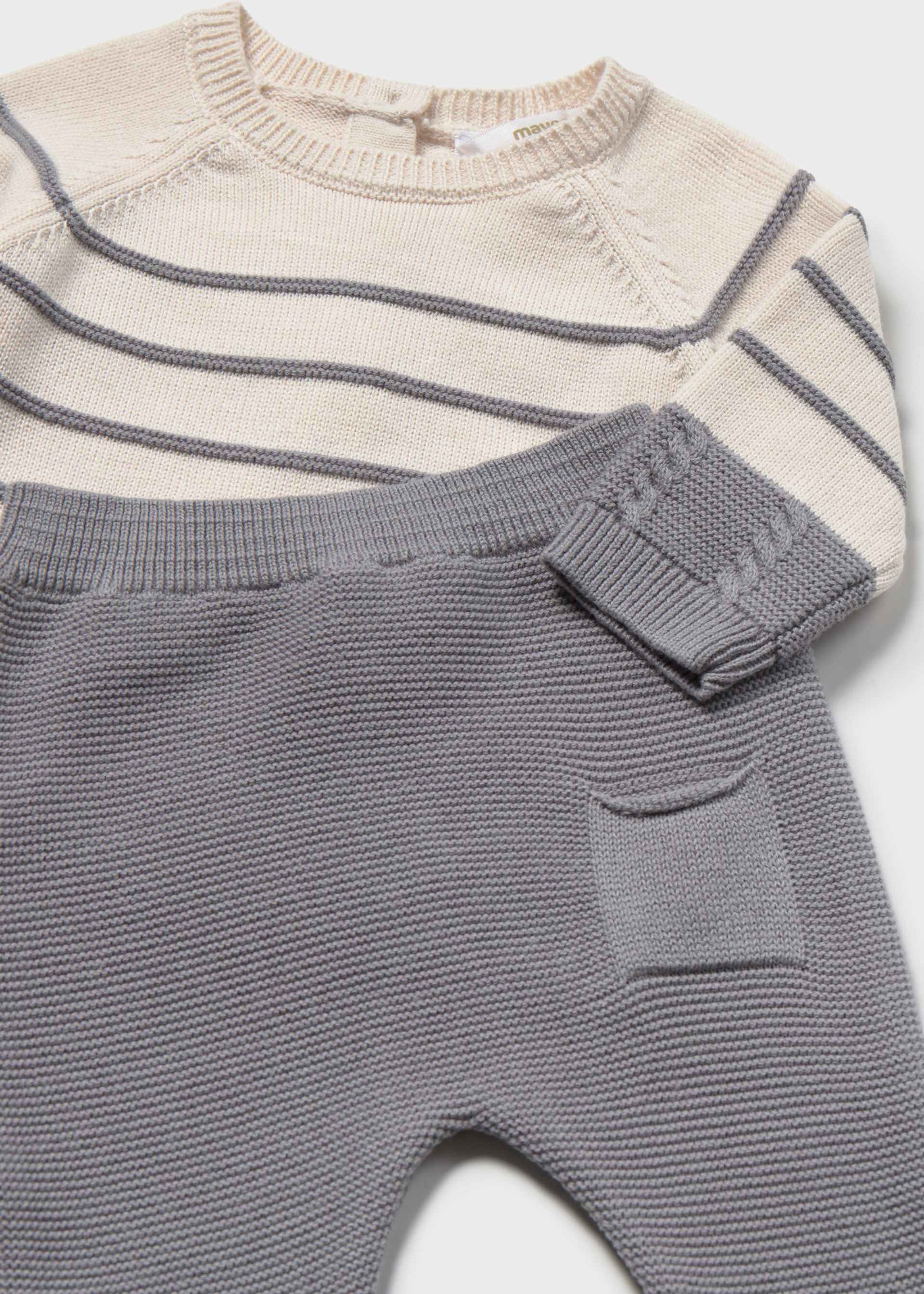 Ensemble guêtre et pull nouveau-né