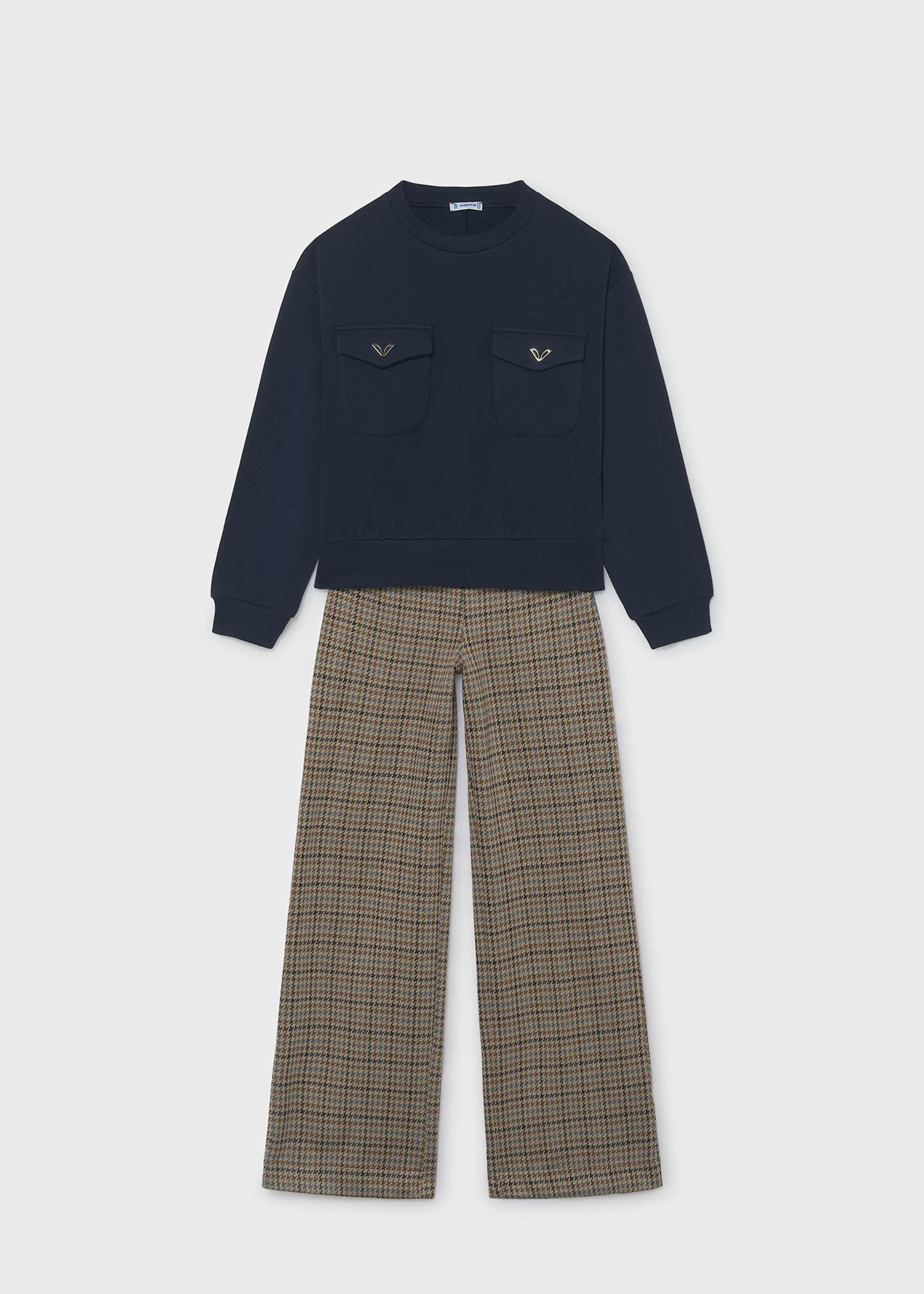 Conjunto sudadera y pantalón chica