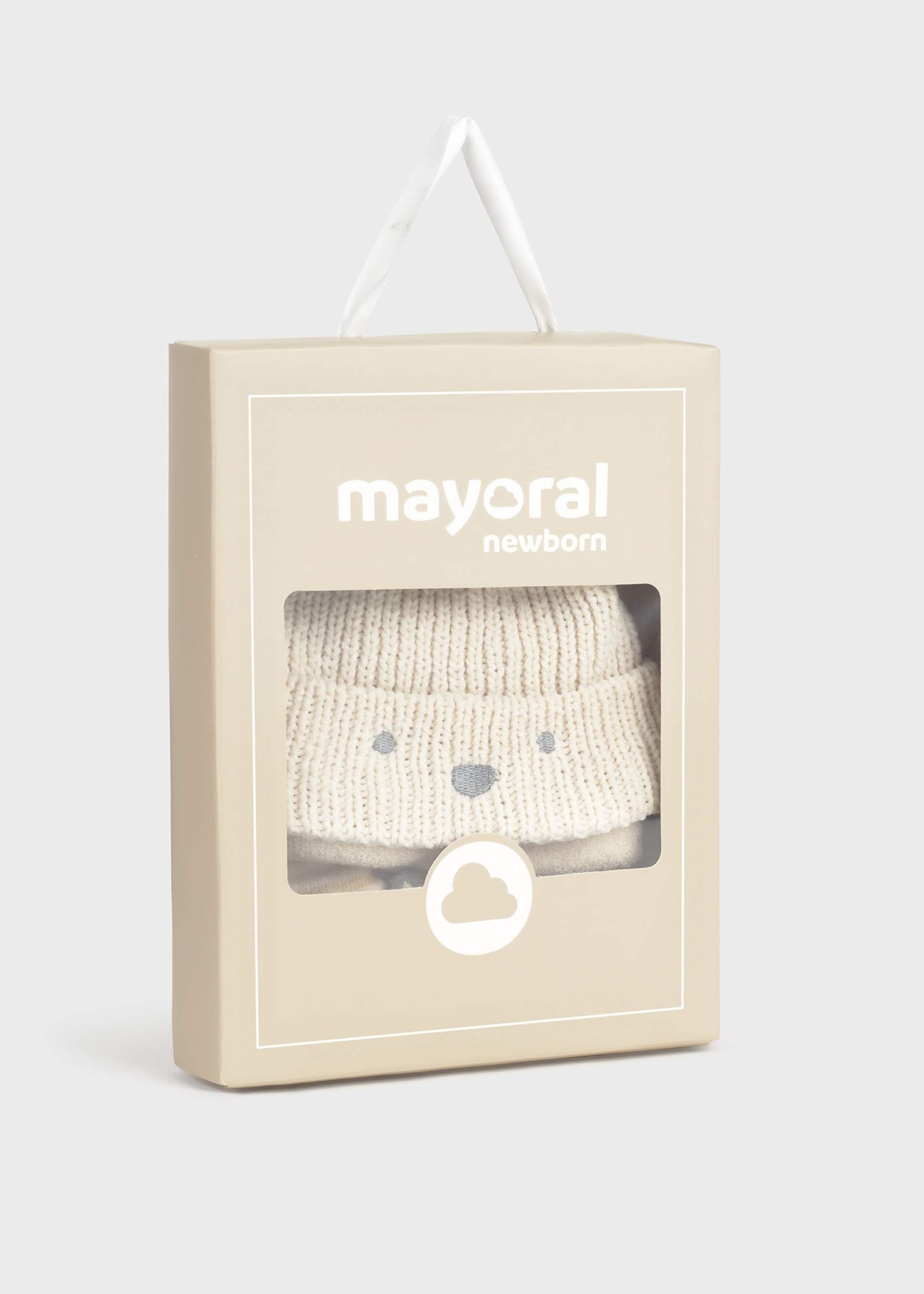 Newborn unisex hat and mittens set Newborn unisex hat and mittens set