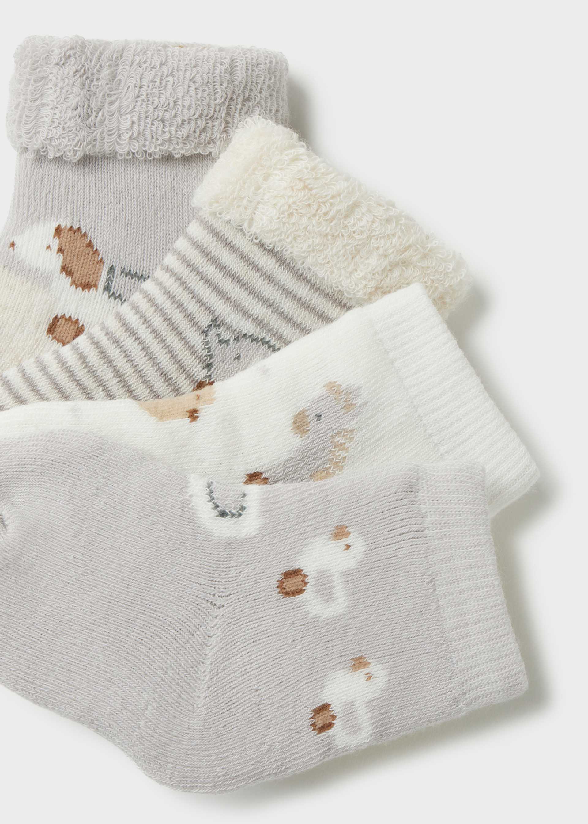 Newborn 4 Socks Set