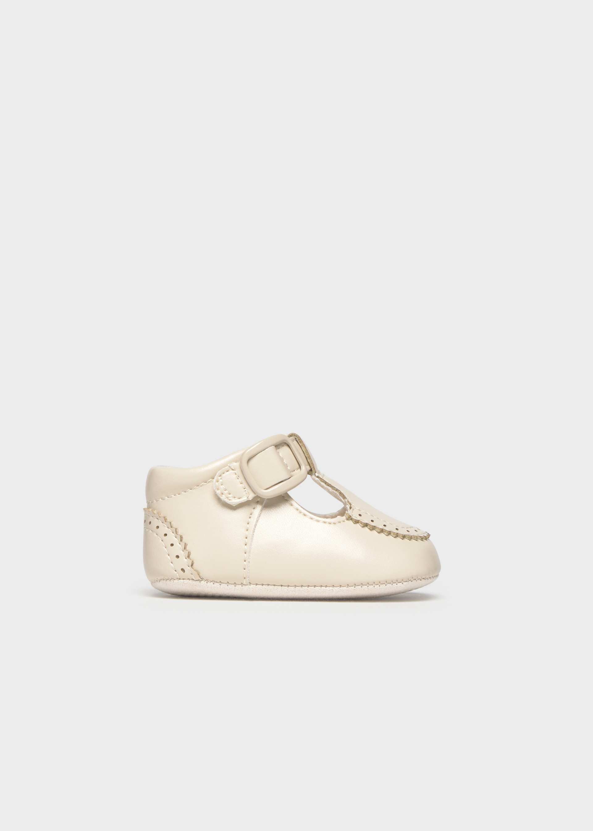 Pantofi nou-nascut