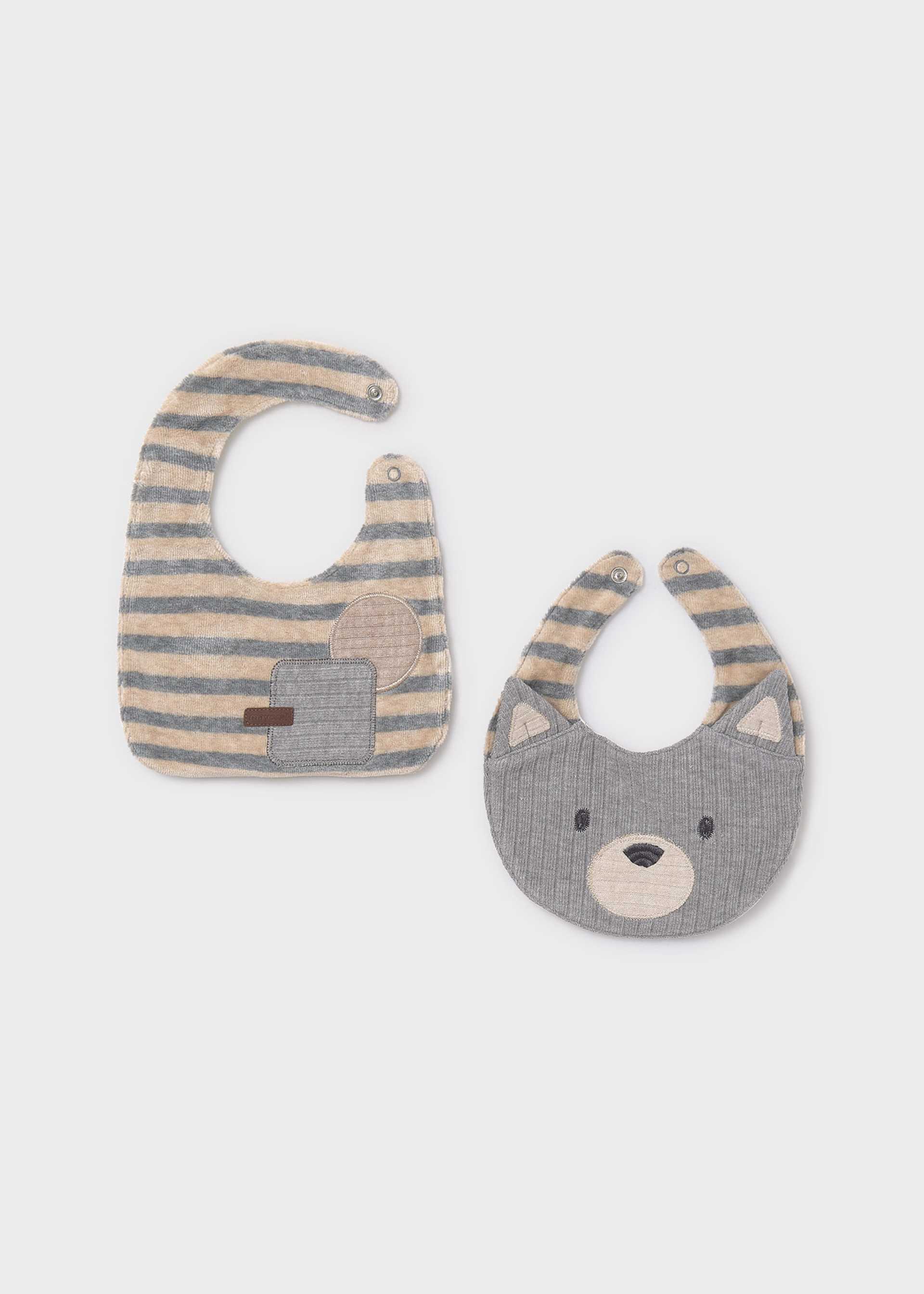 Baby 2 pack of waterproof bibs