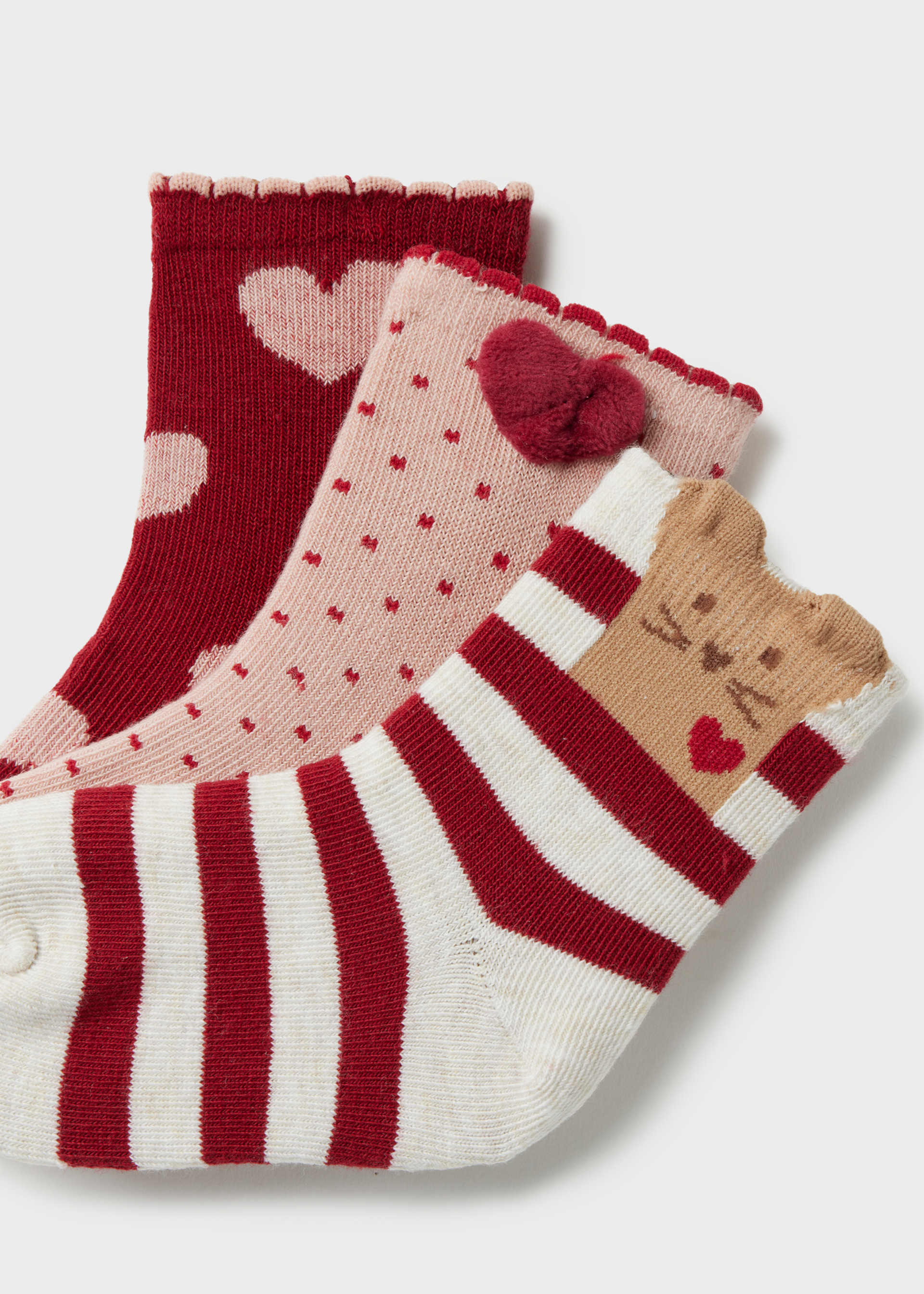 Set of 3 baby heart-patterned socks