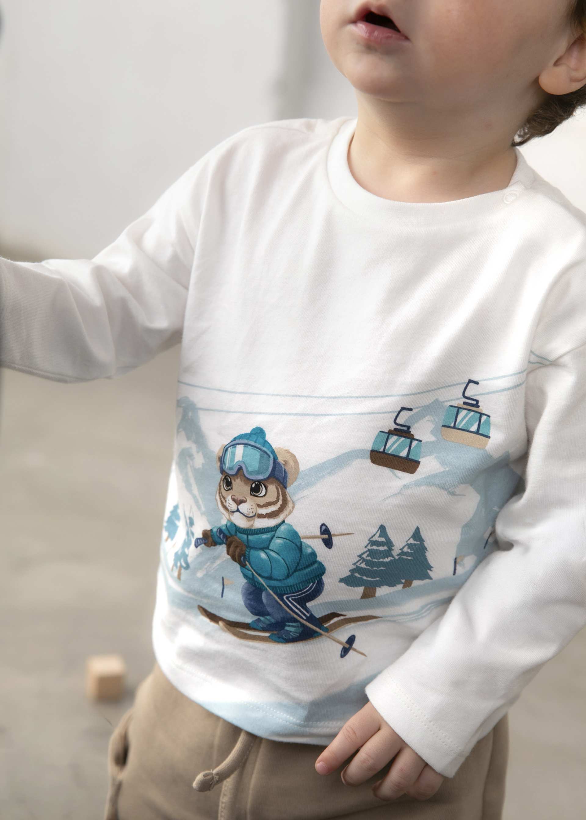 Baby tiger ski T-shirt