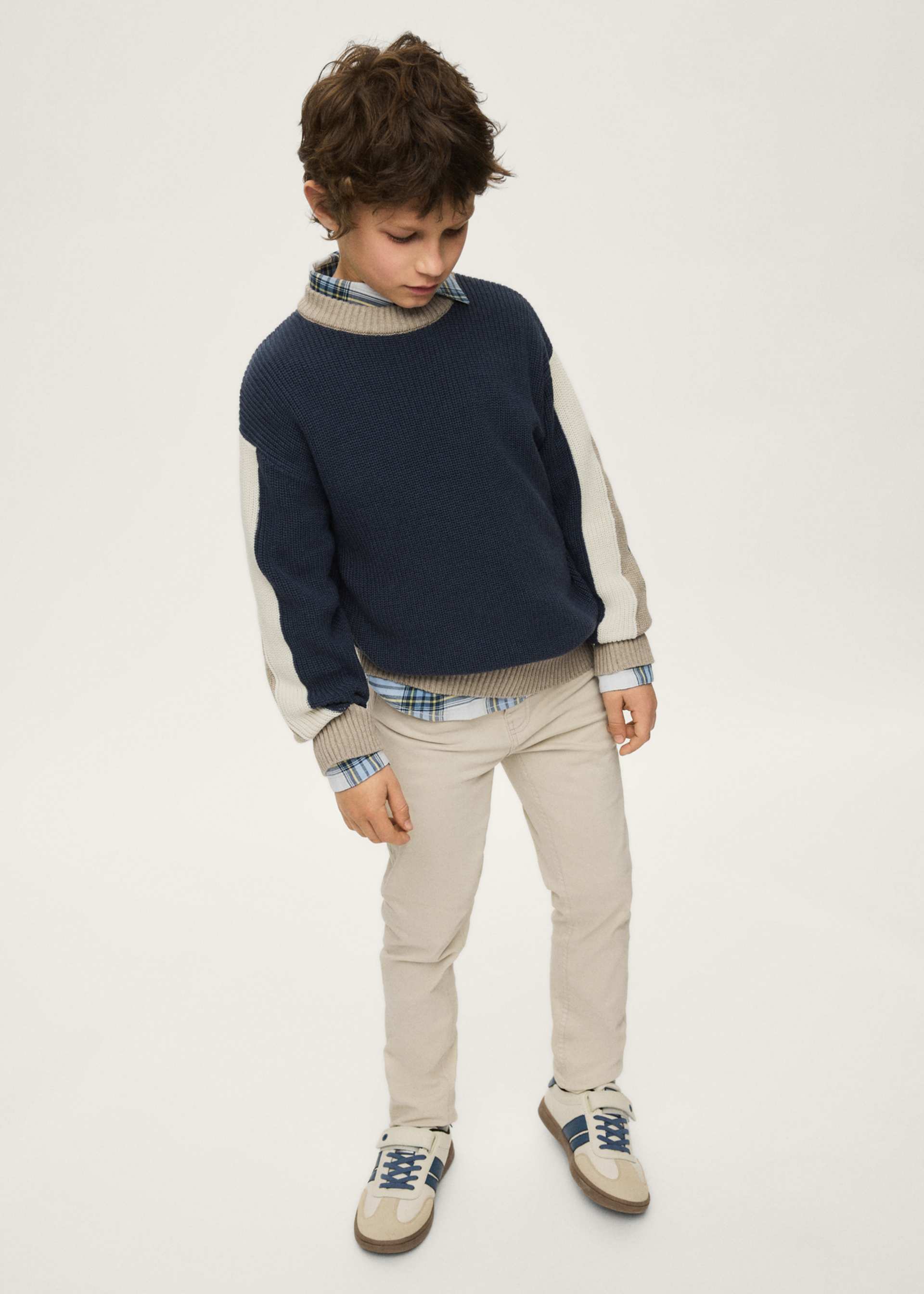 Calças slim fit rapaz