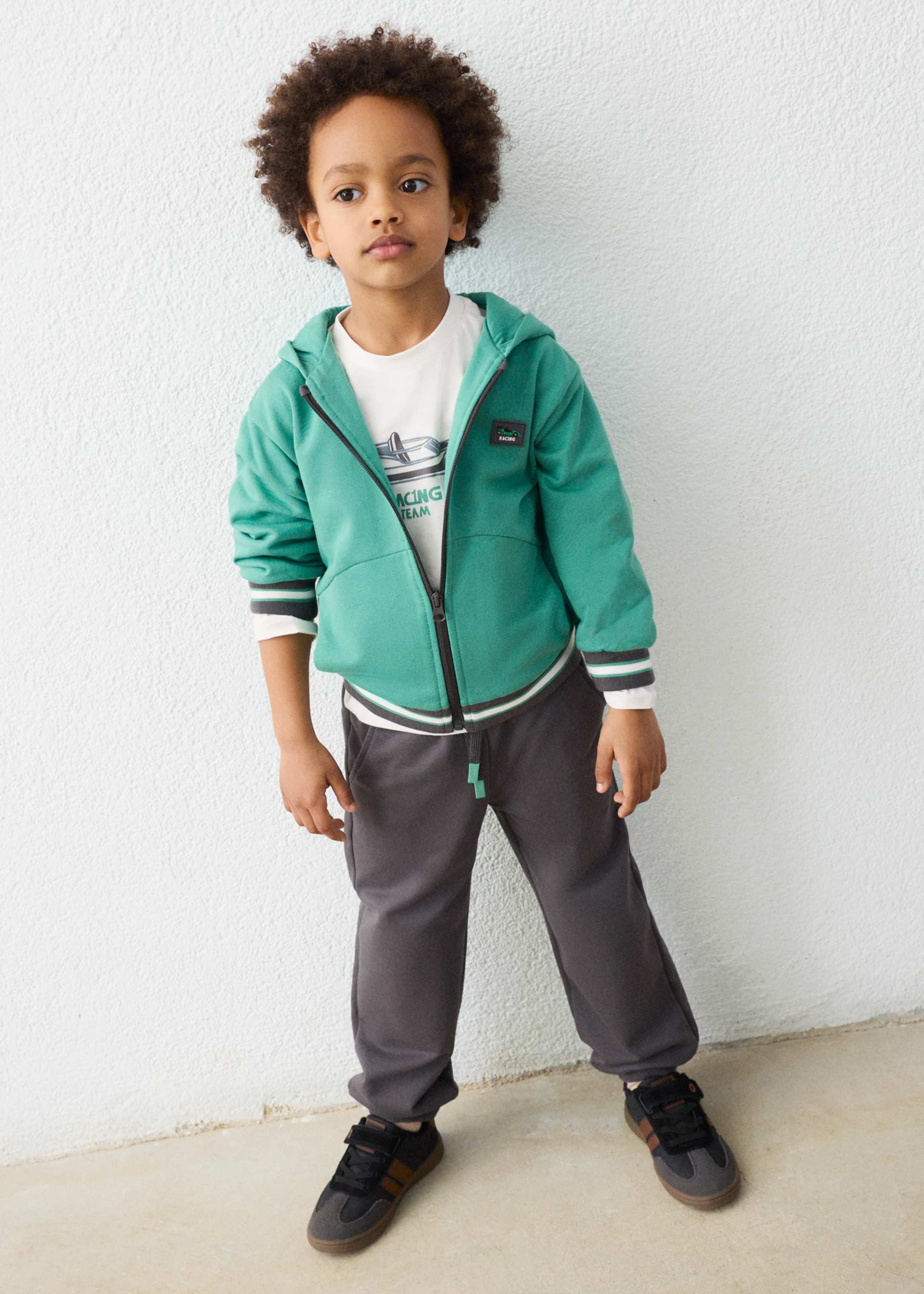 Boy 3-Piece Tracksuit With T-Shirt