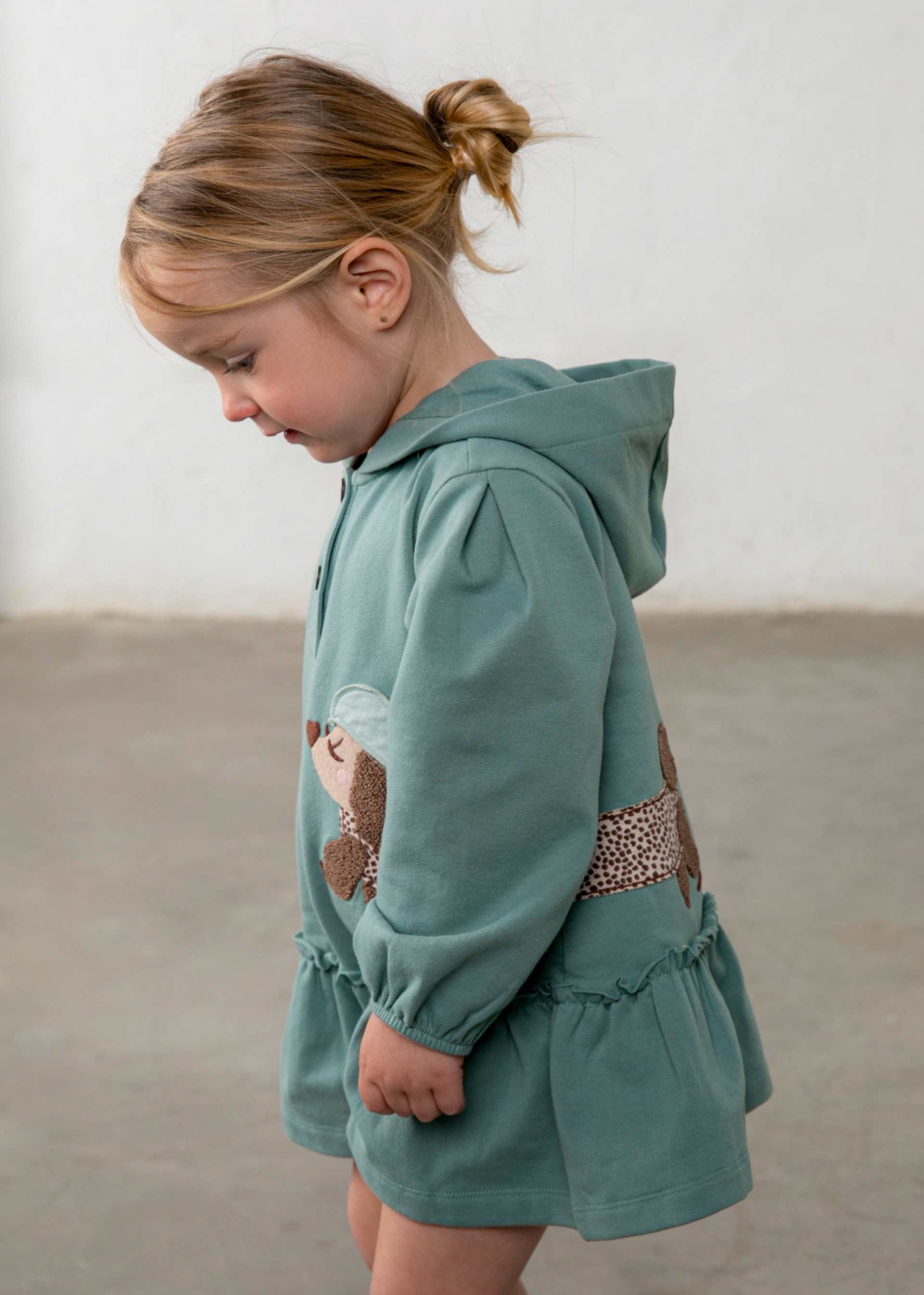 Vestito con cappuccio volant bimba