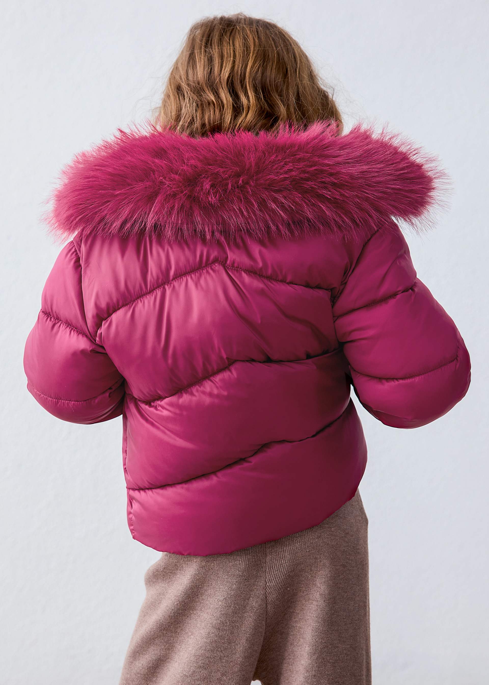 Chaquetón cuello pelo niña