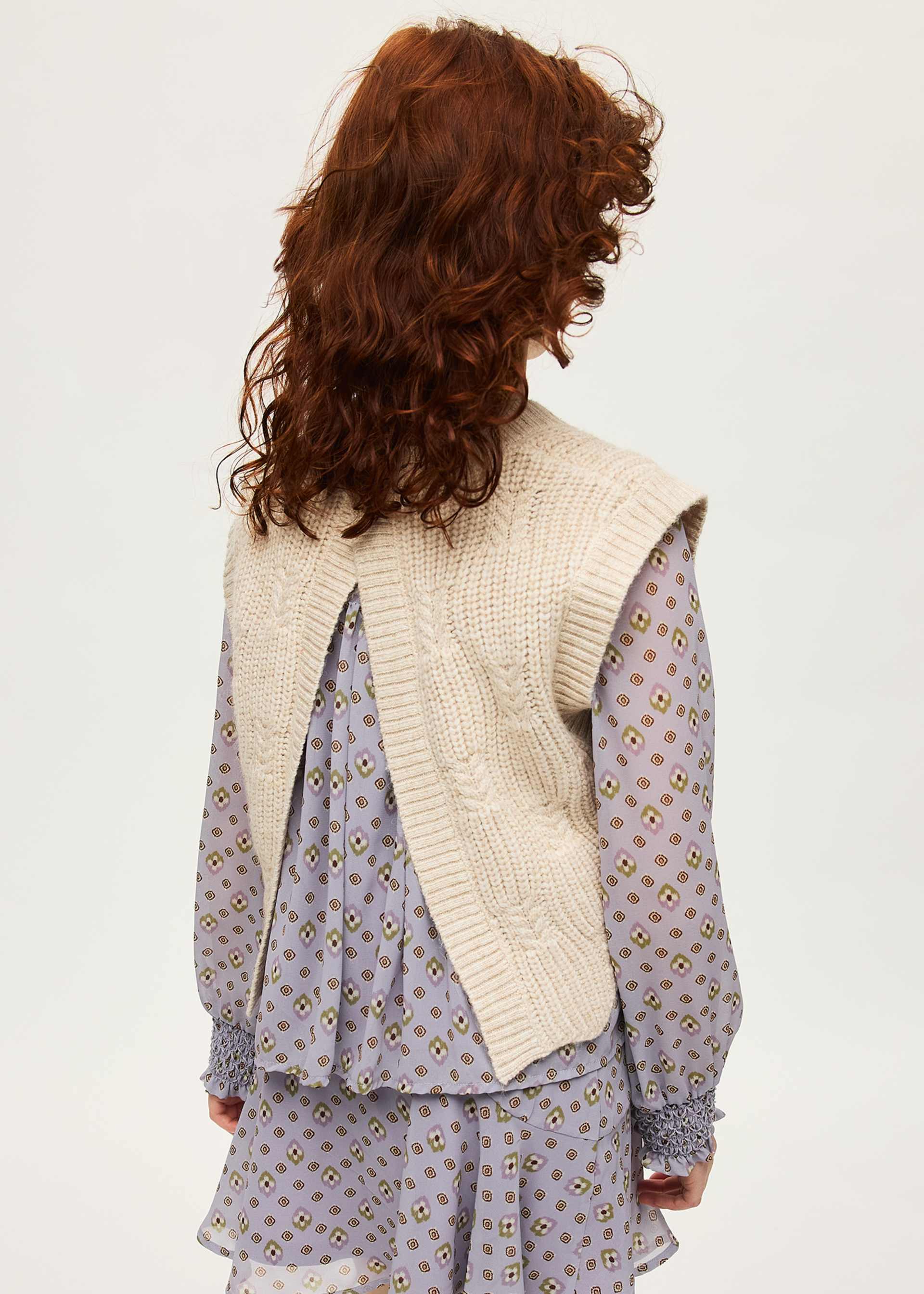 Girls' knitted waistcoat