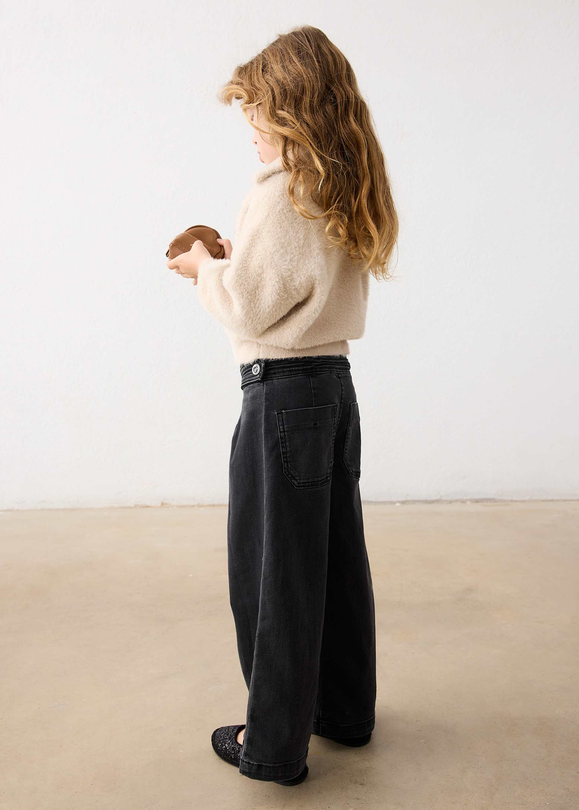 Girl zip-up knit jacket