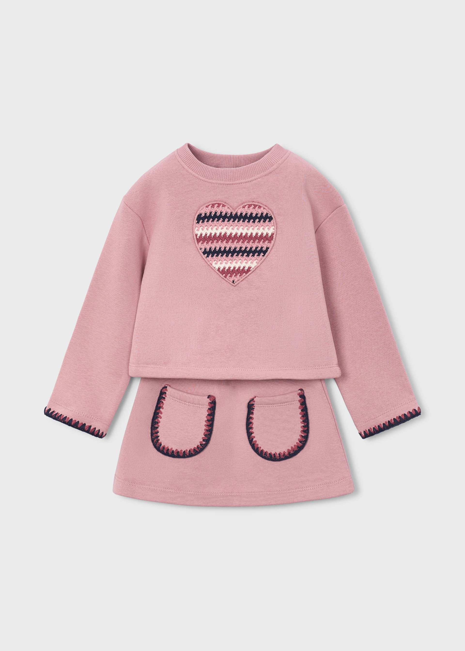 Conjunto saia e sweat coração menina