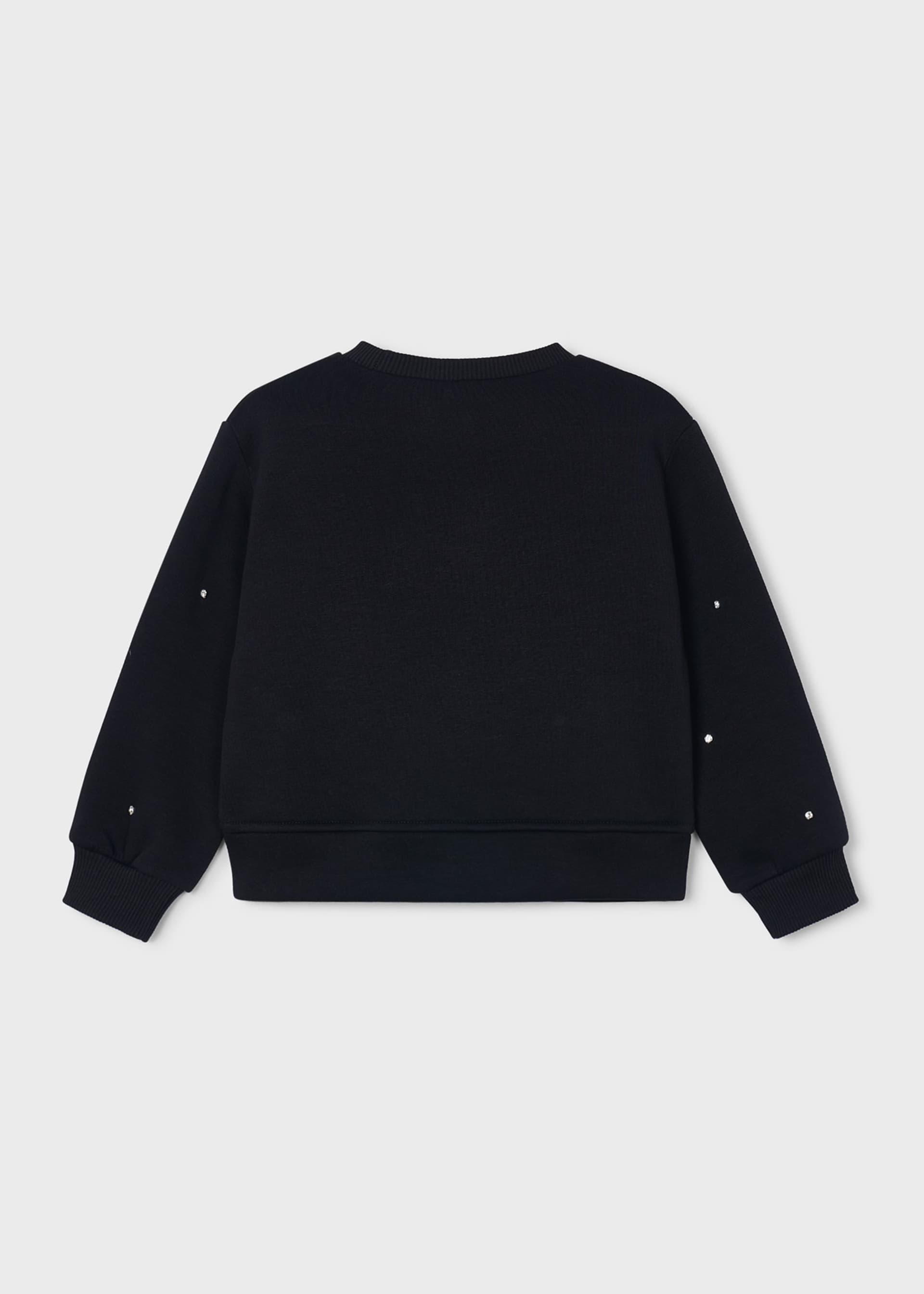 Суичър момиче