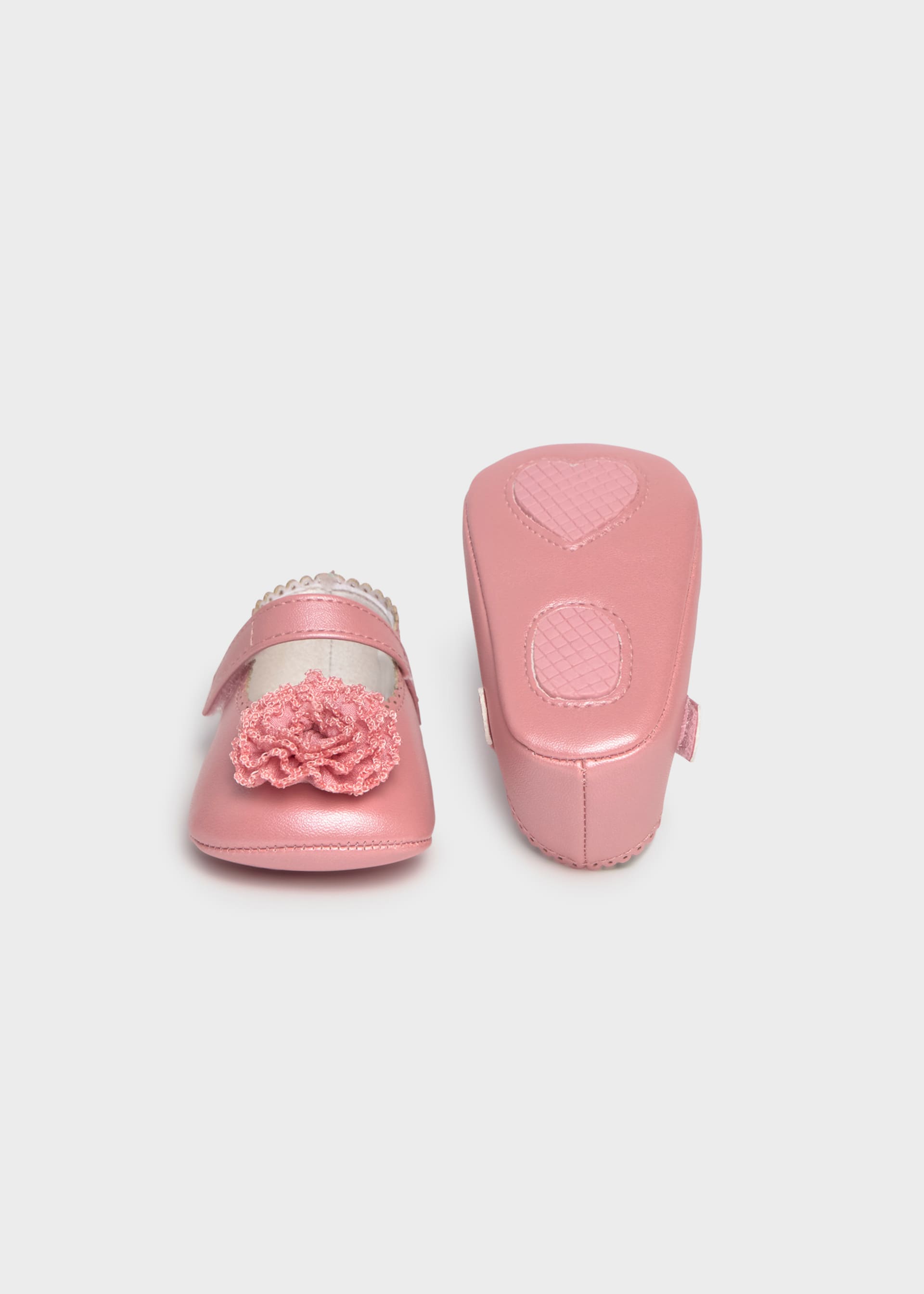 Ballerines fleur nouveau-né