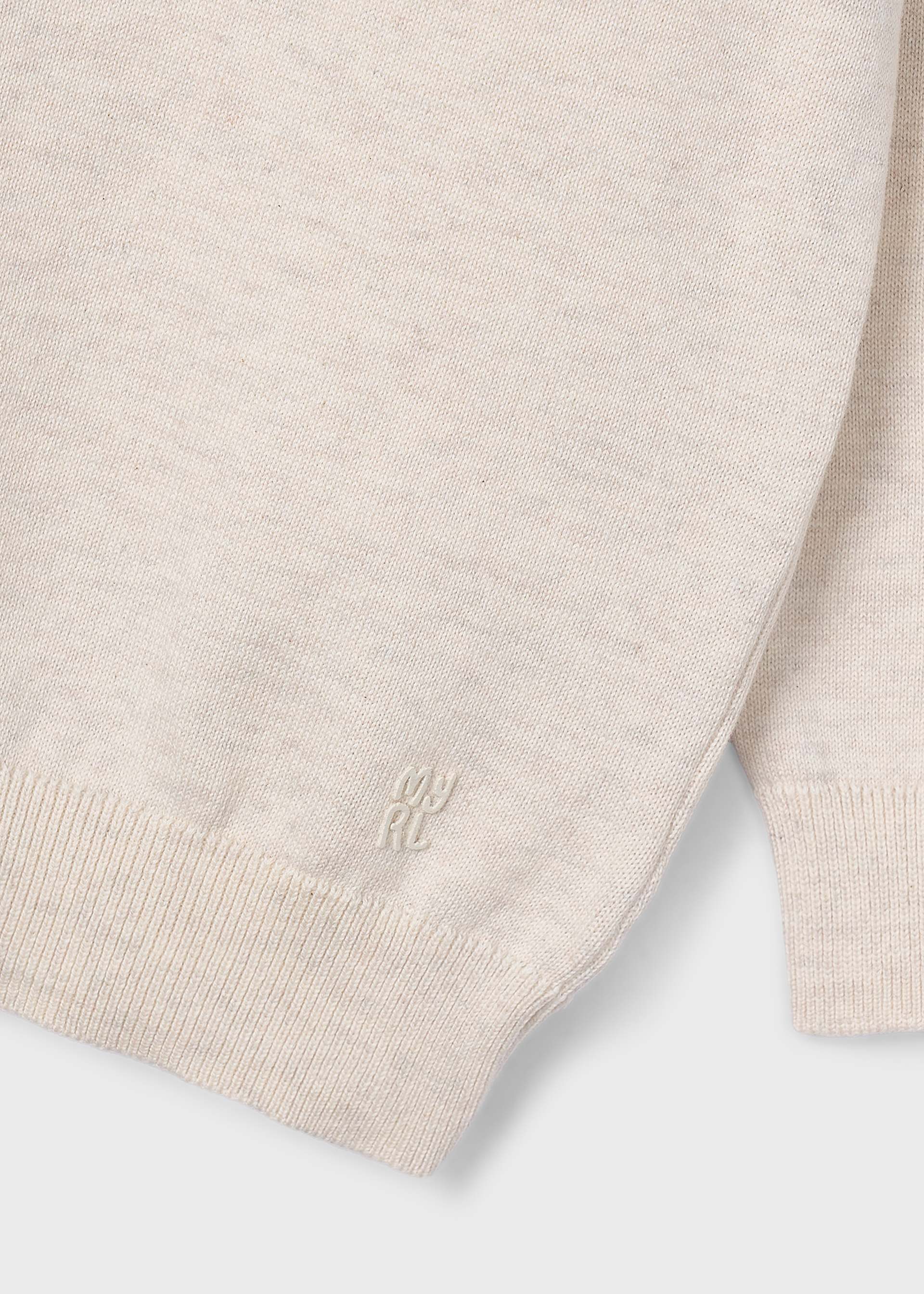 Basic jumper for boys