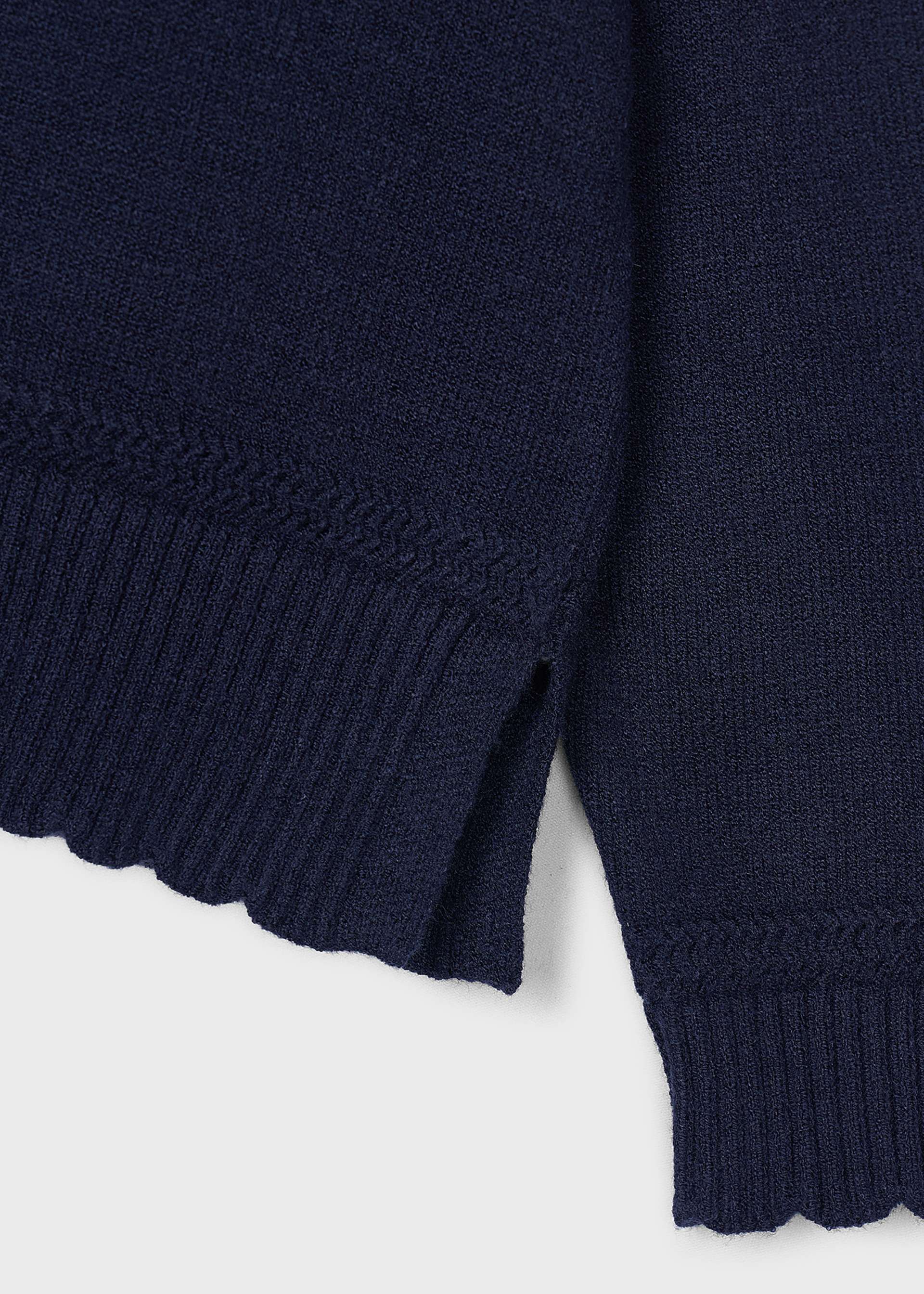Girl's knitted jumper