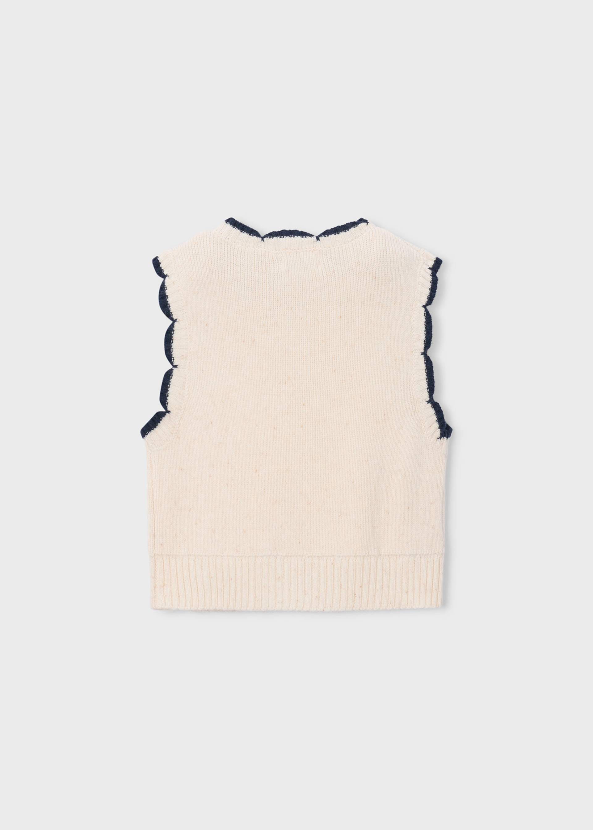 Girl knit flower vest