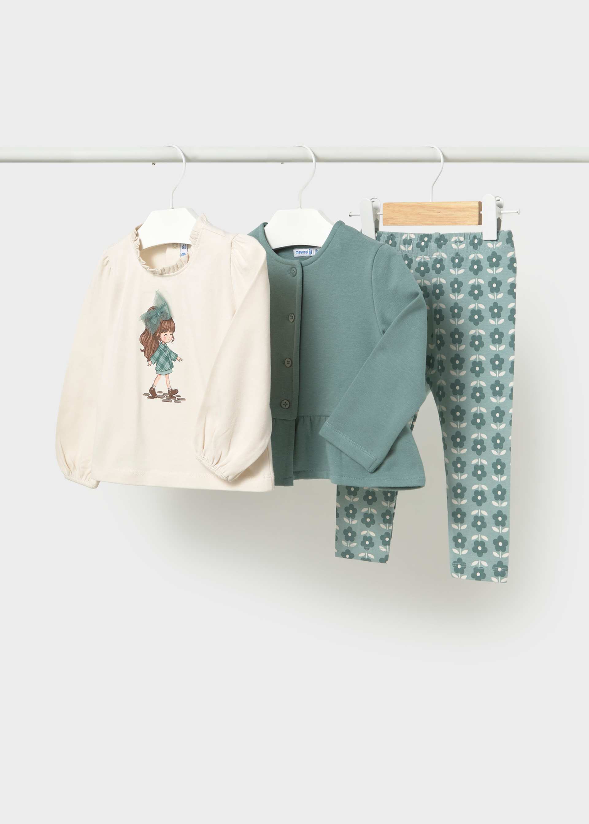 3-piece set with baby jacket