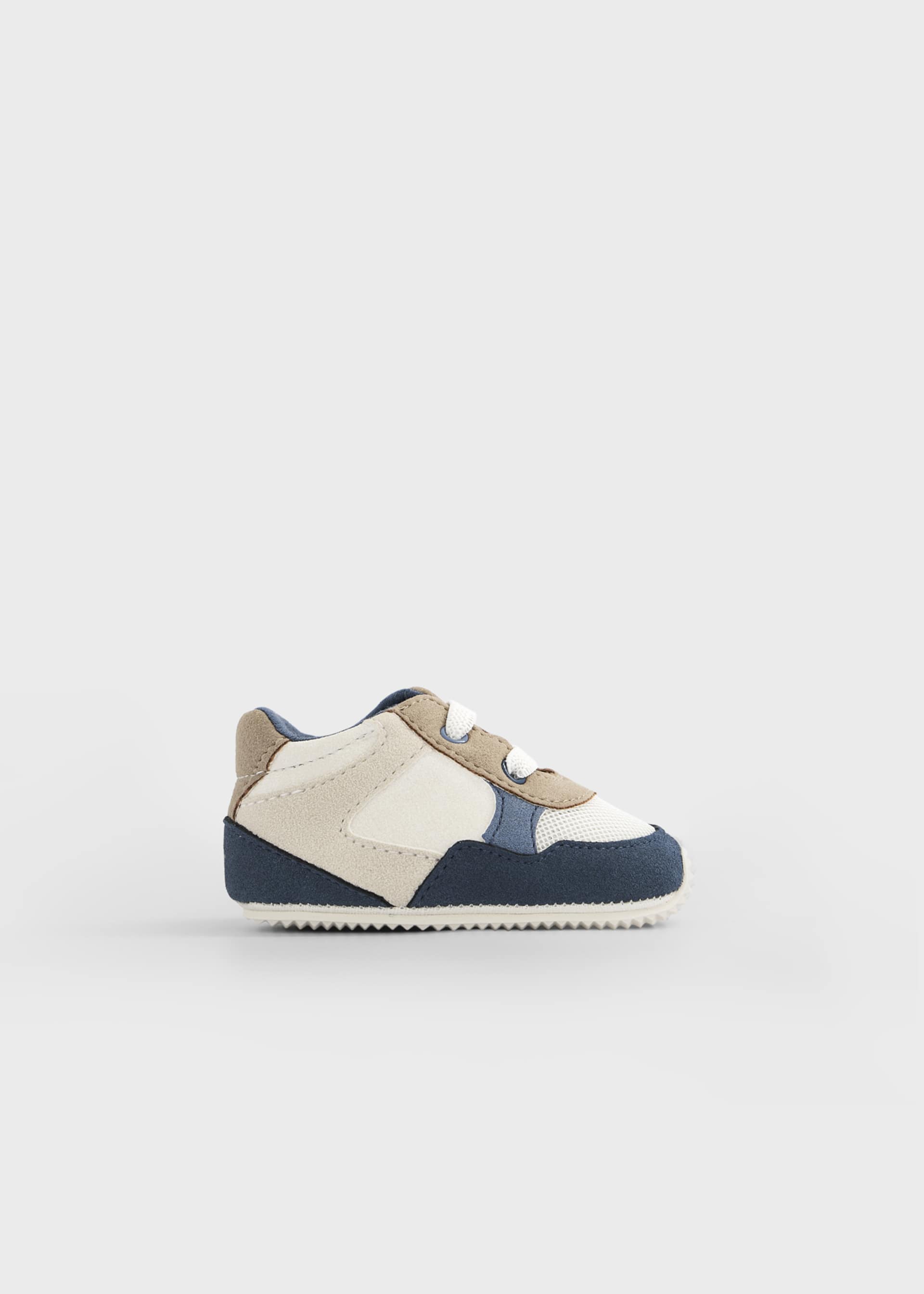 Buty sportowe dla noworodka