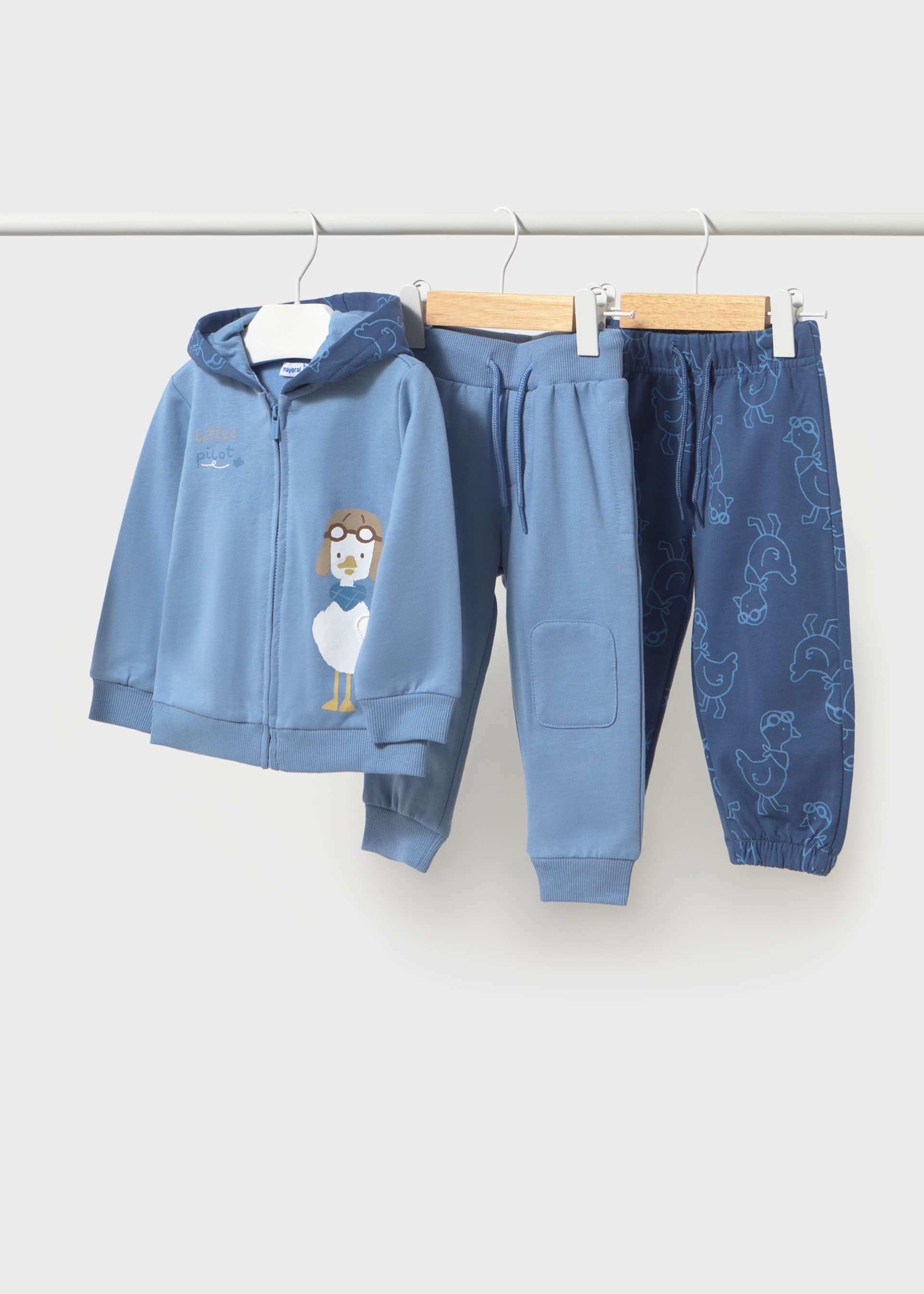 Baby tracksuit with 2 trousers