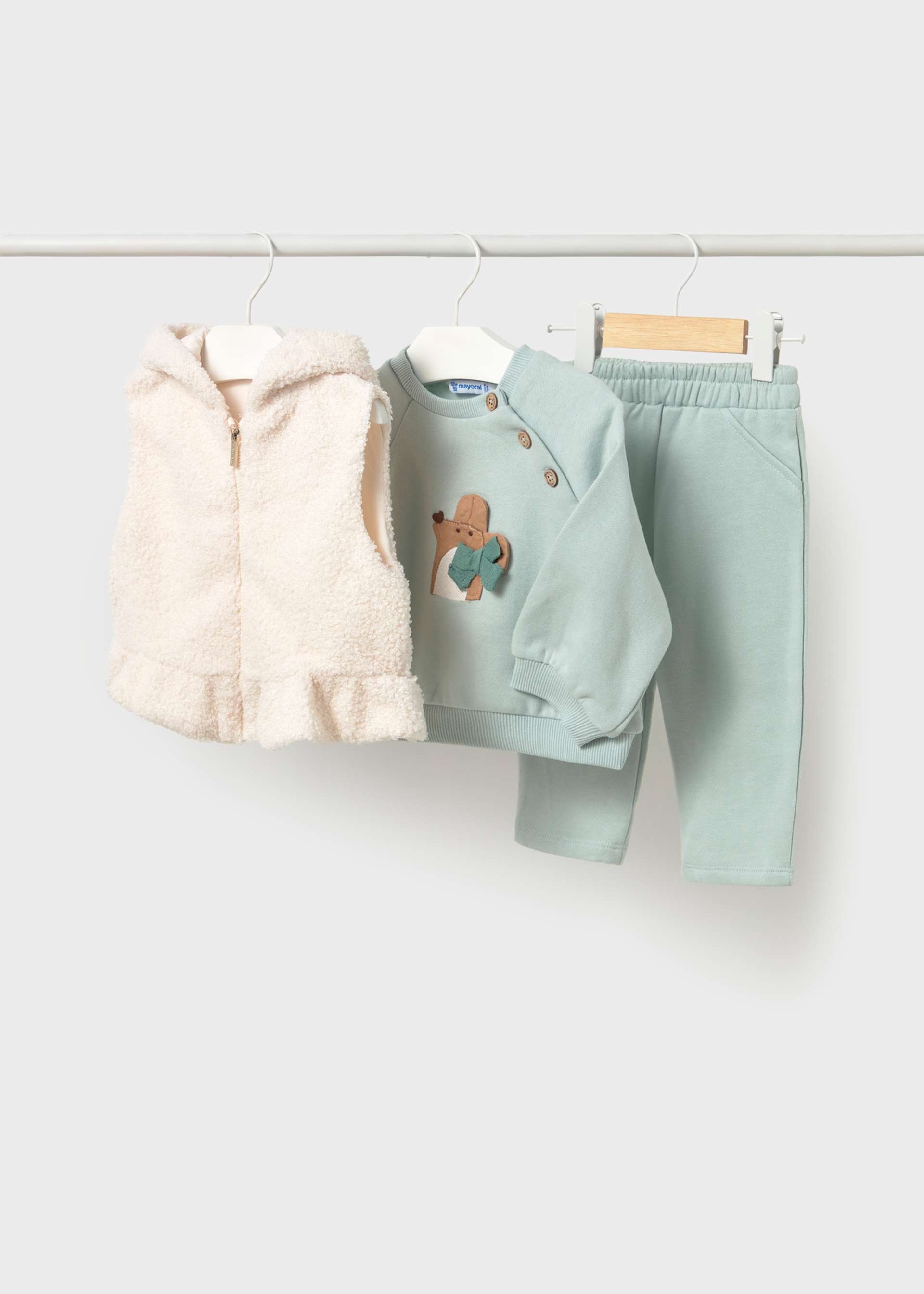Tuta con gilet bimba