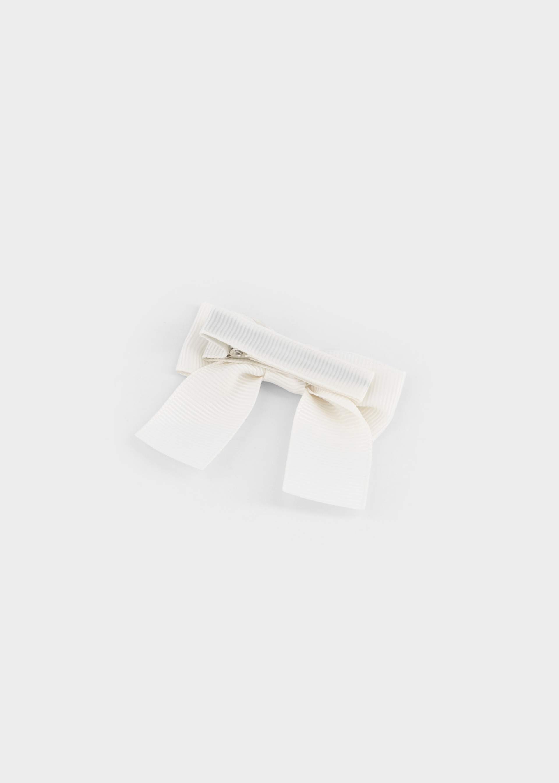 Girl bow clip