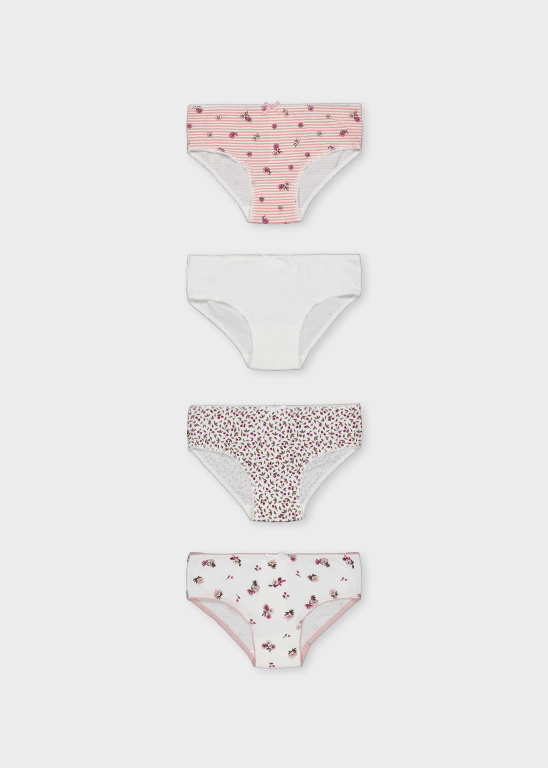 Set of 4 girls' knickers
