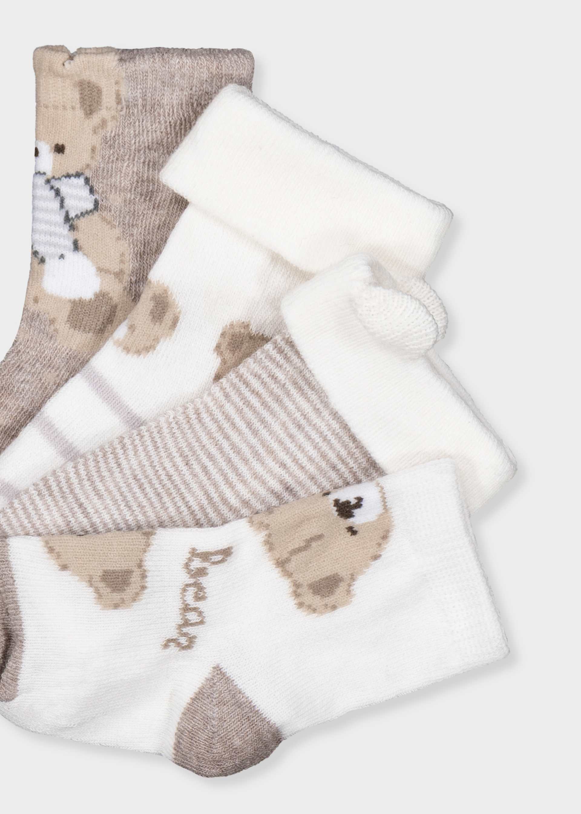 Newborn 4 Socks Pack