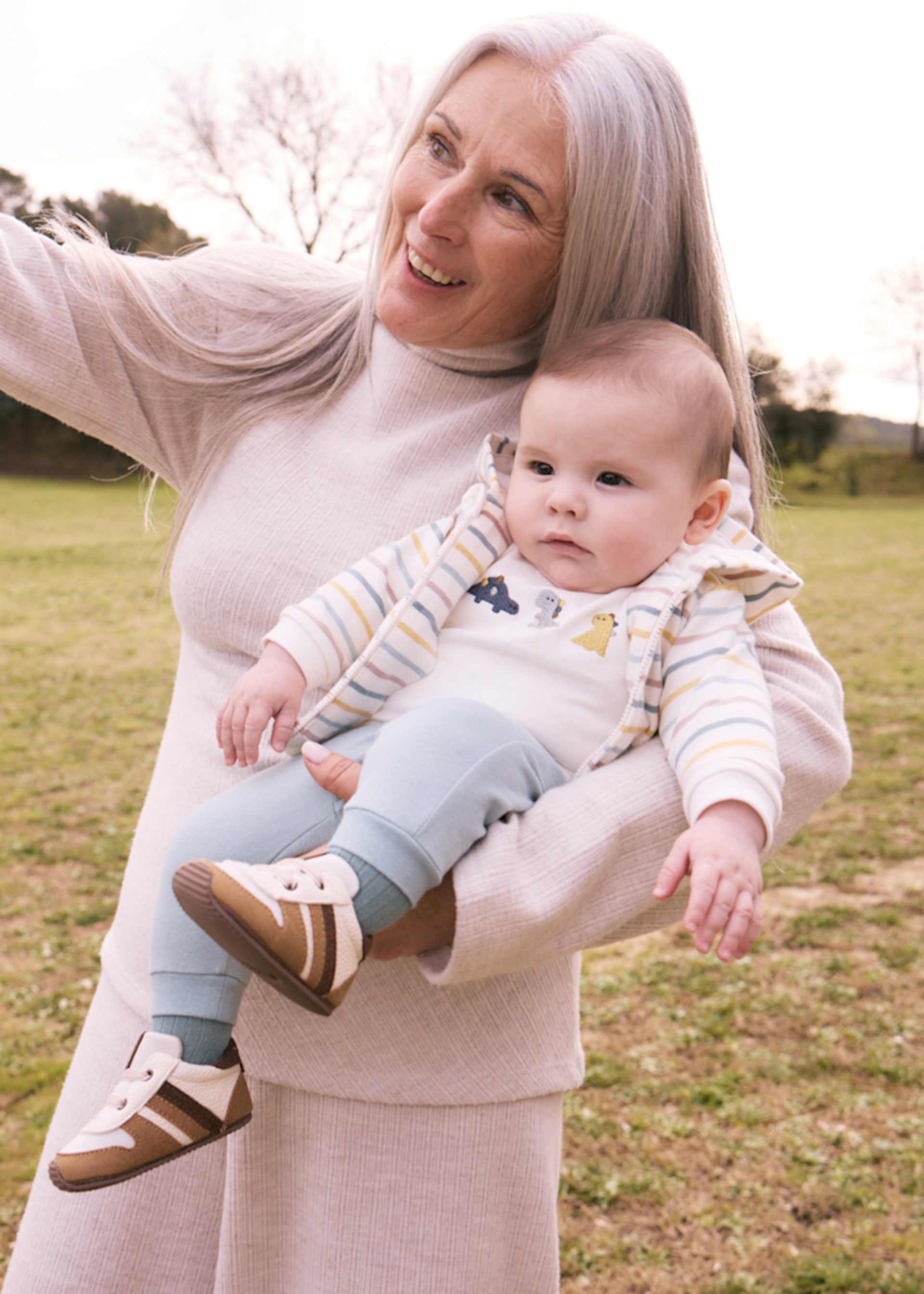 Newborn tracksuit with t-shirt
