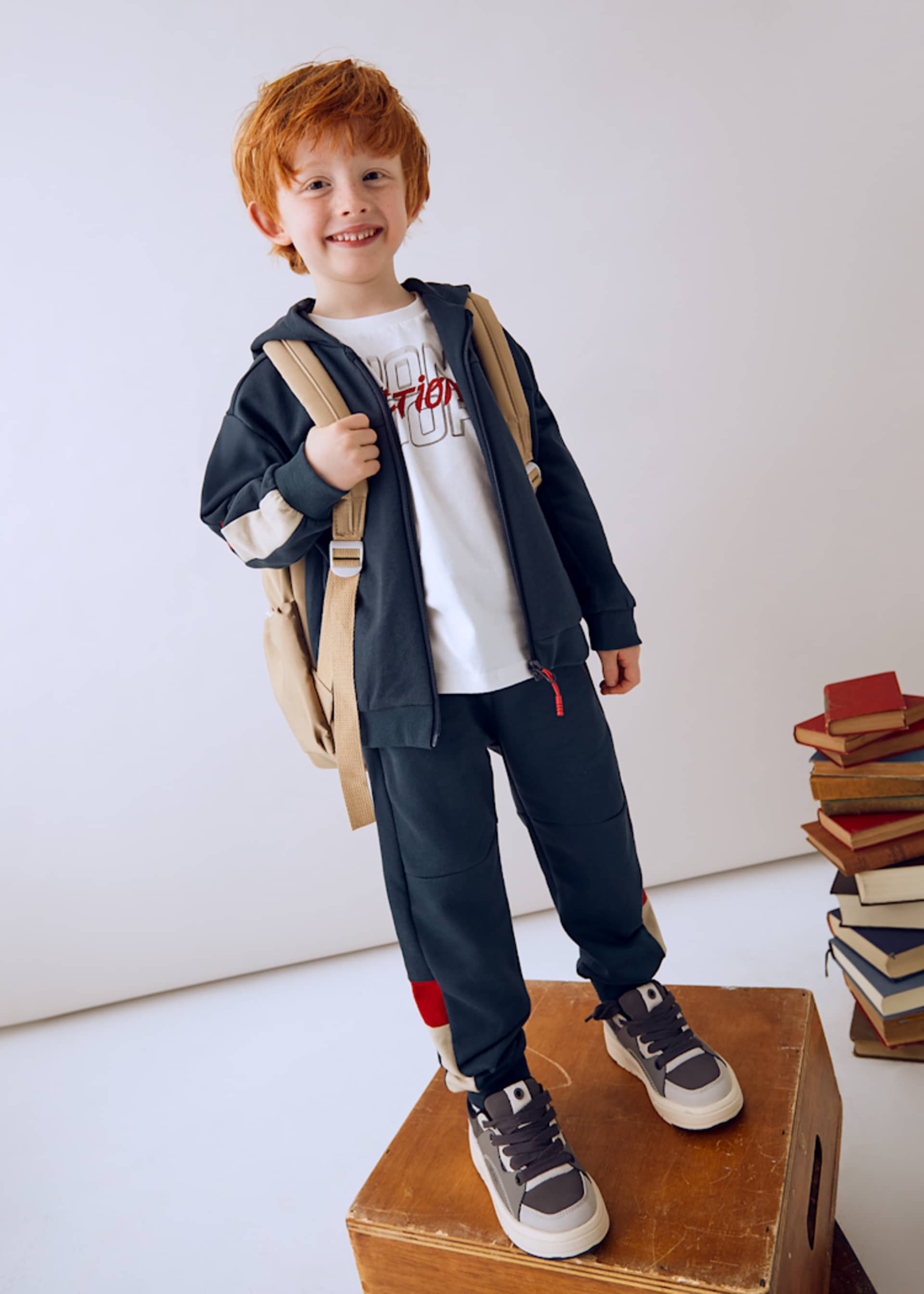 Boys tracksuit with t-shirt