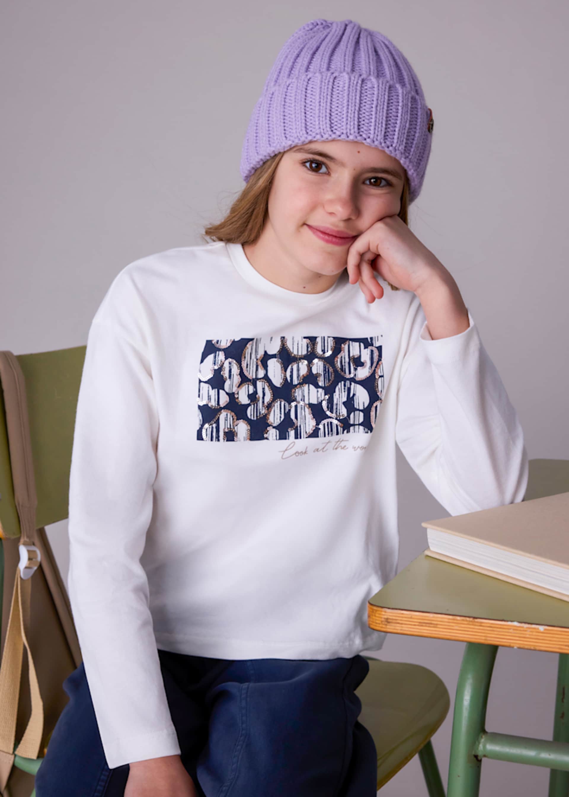 Girls graphic T-shirt Girls graphic T-shirt