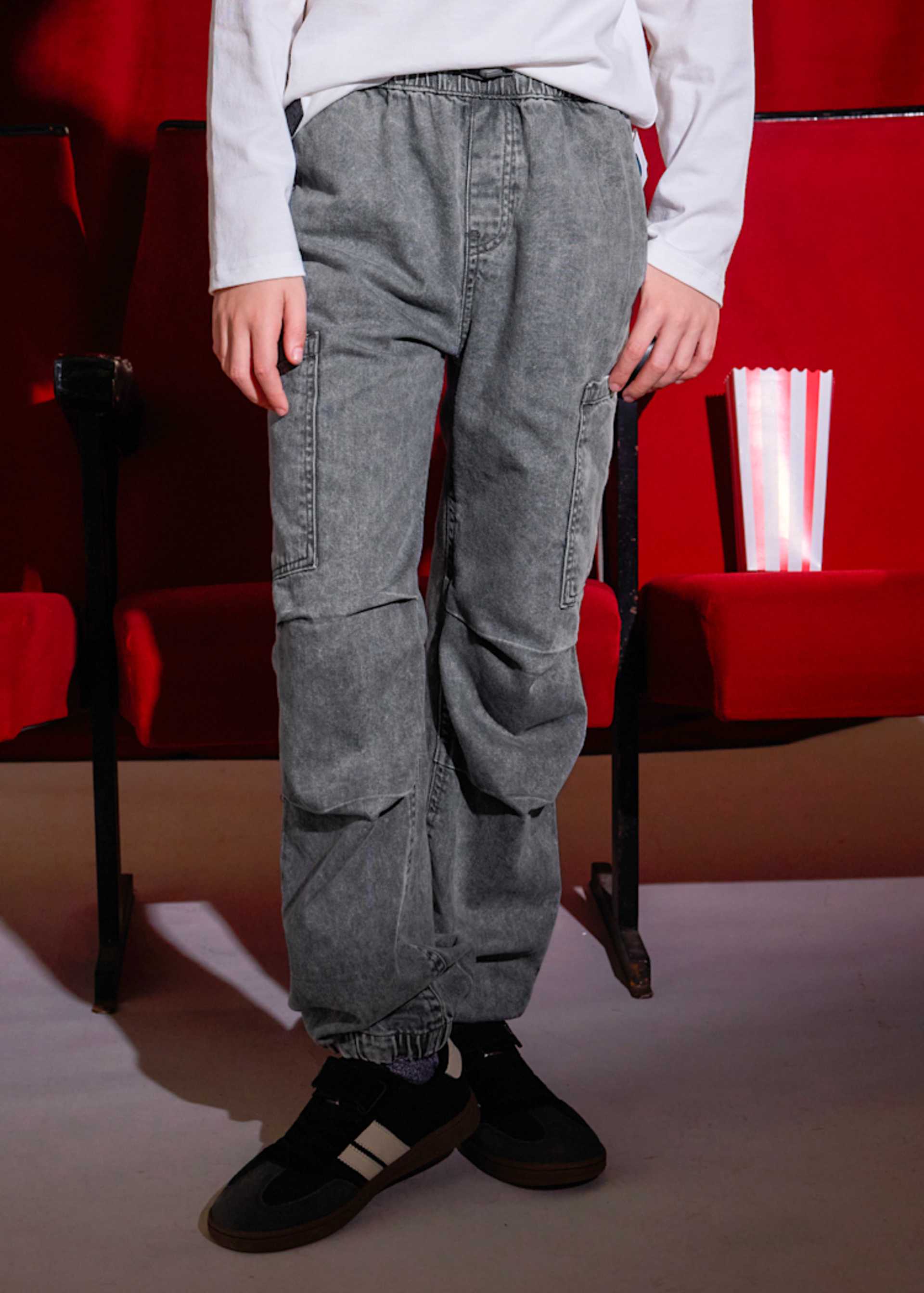 Spodnie jeansowe parachute typu cargo dla chłopca