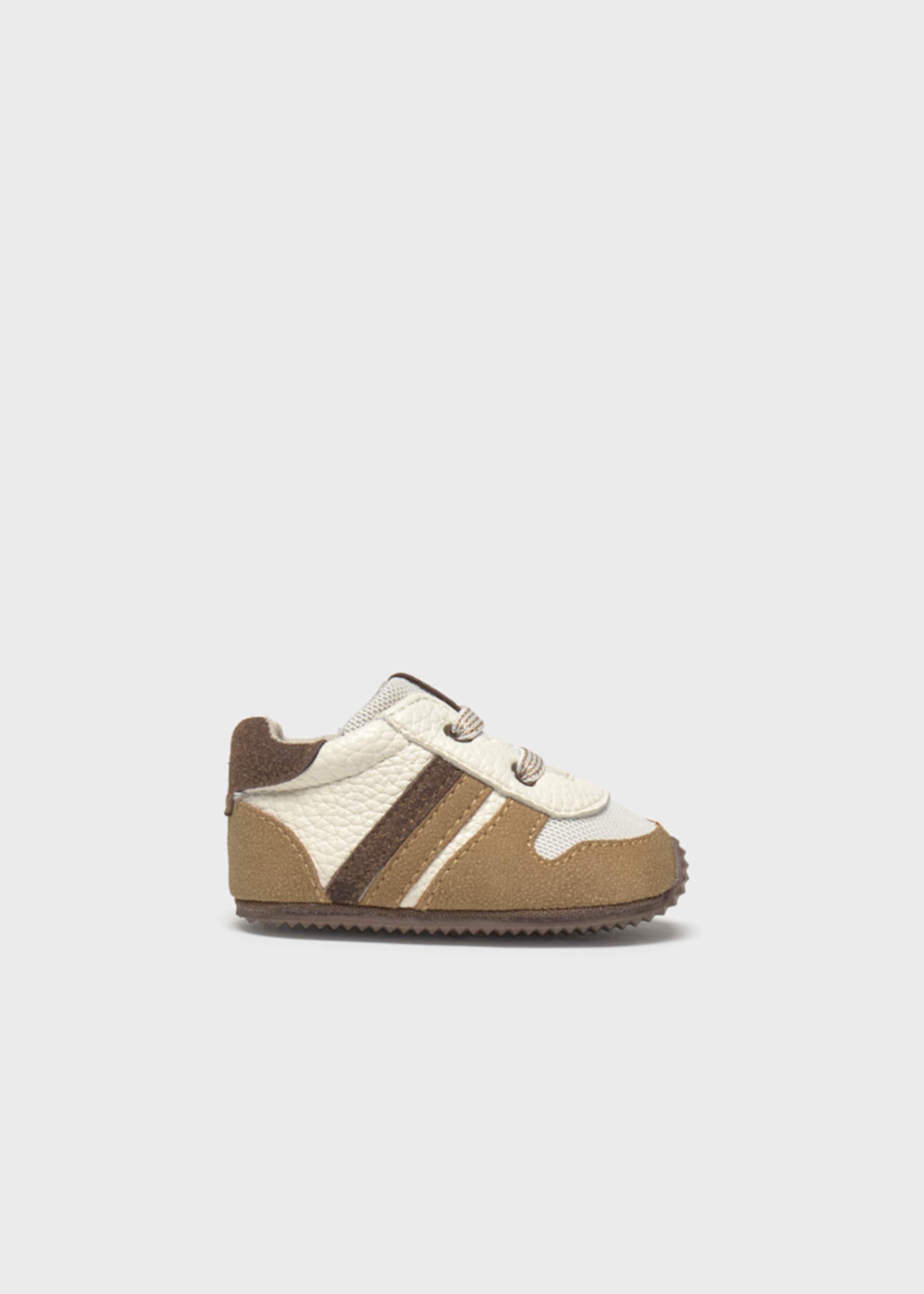 Newborn casual trainers