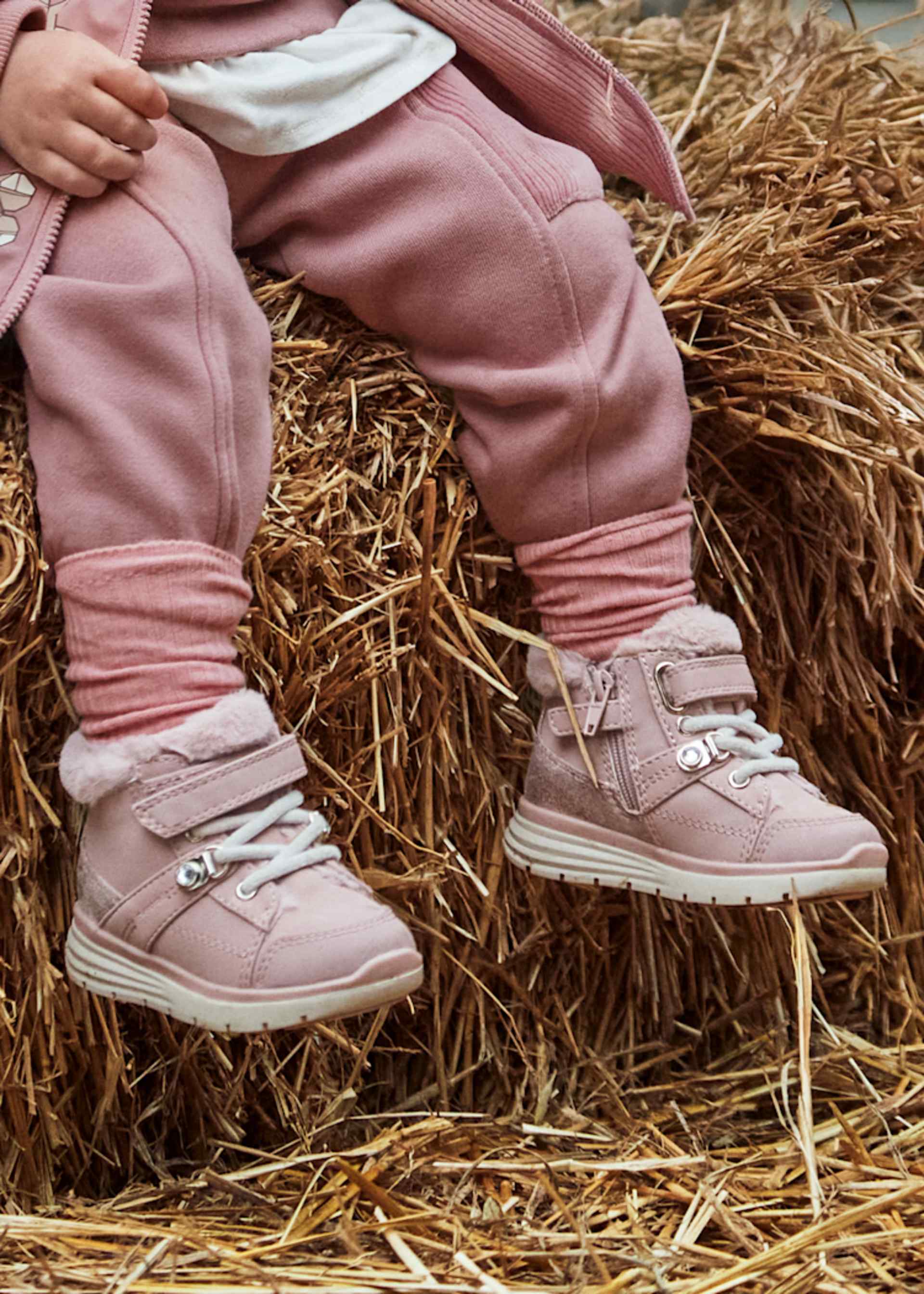 Botins forro pelo bebé