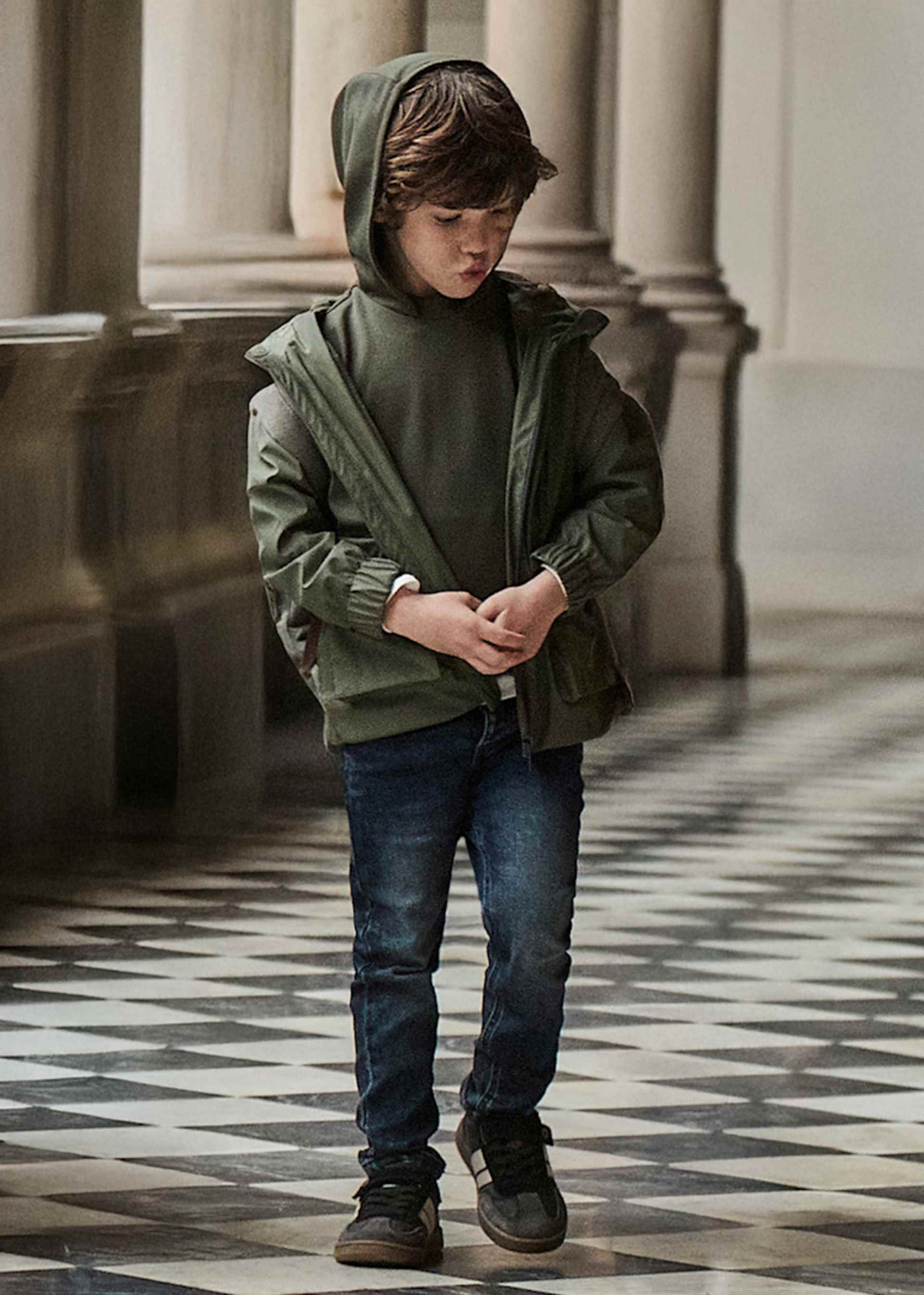 Pantalón vaquero ajustado niño