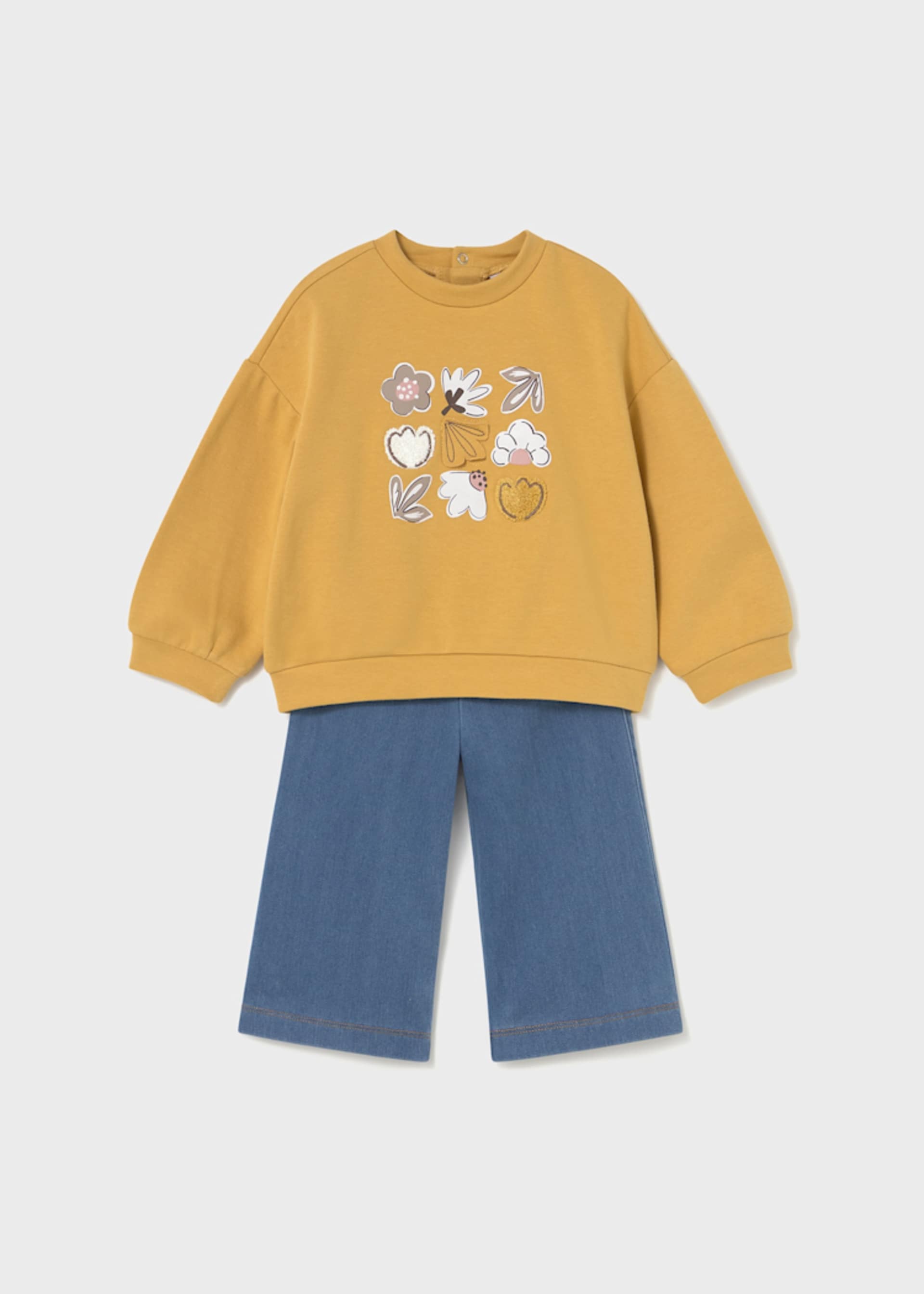 Baby trousers and jumper set