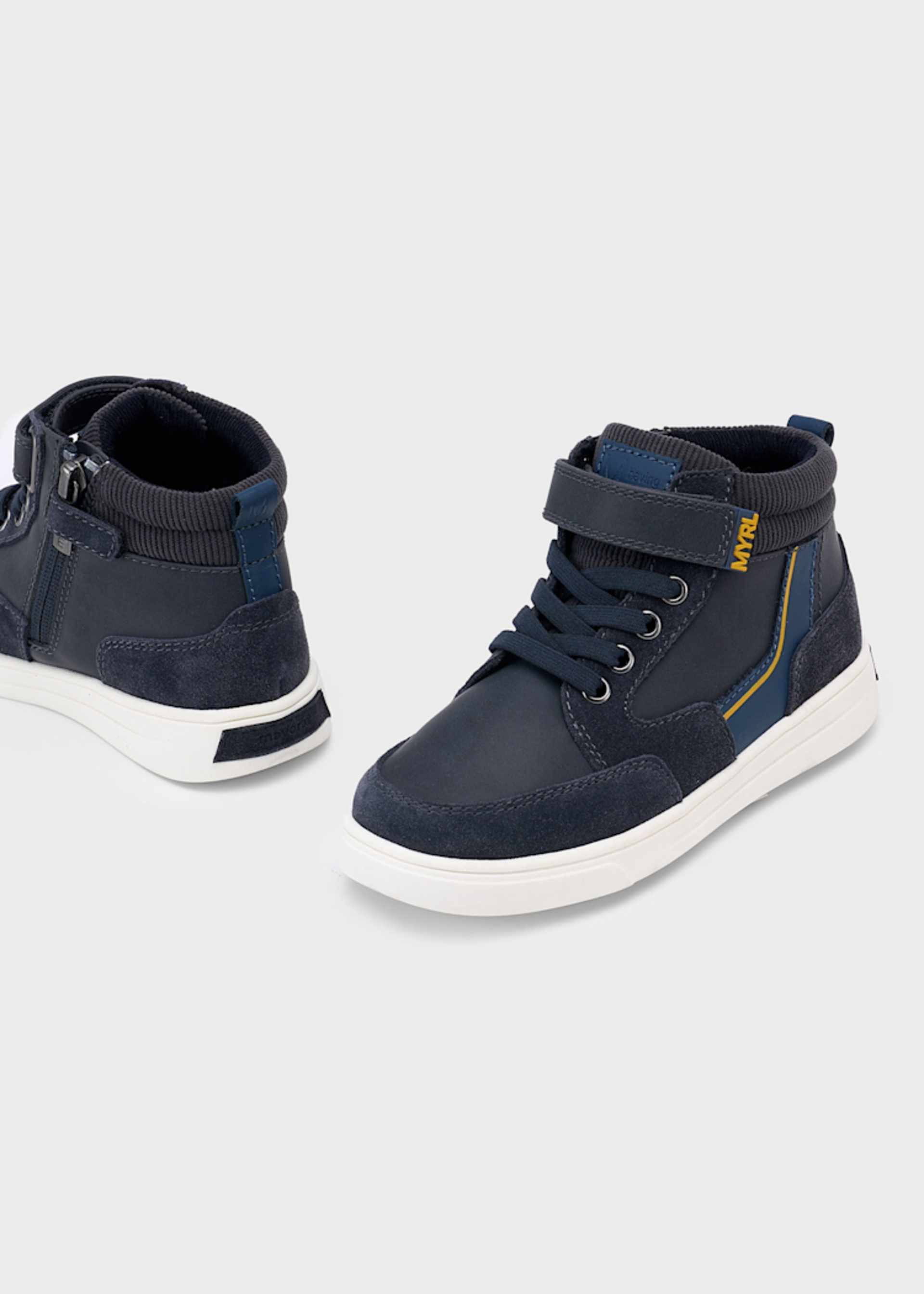 Bottines urbaines en cuir garçon