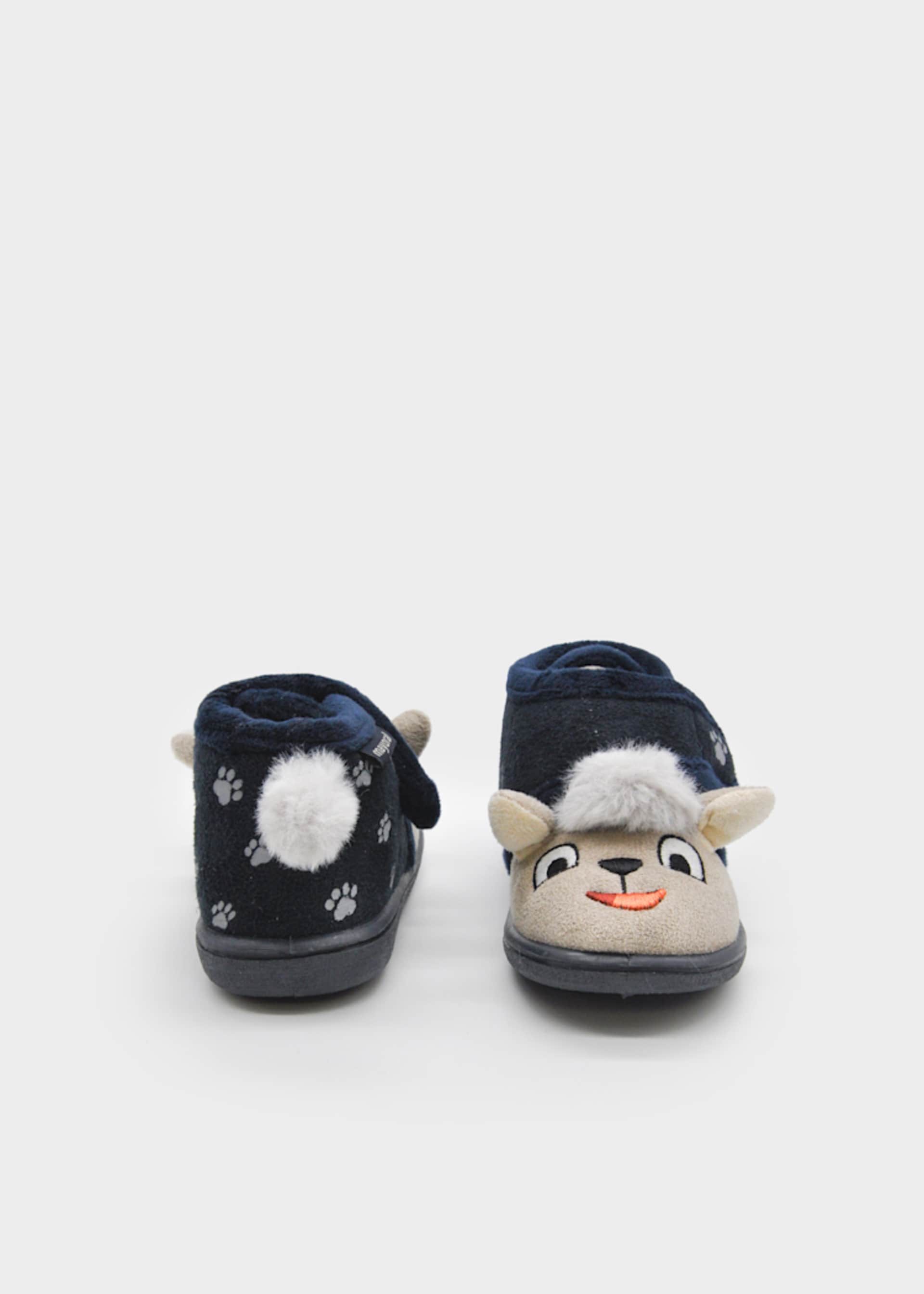 Baby slippers
