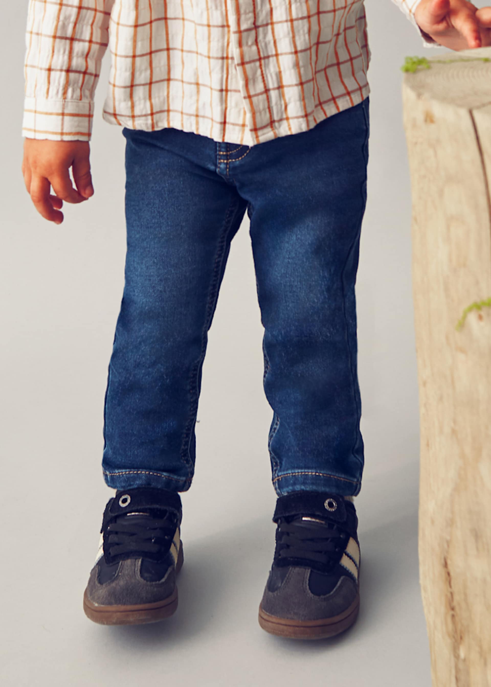 Pantalón vaquero básico bebé