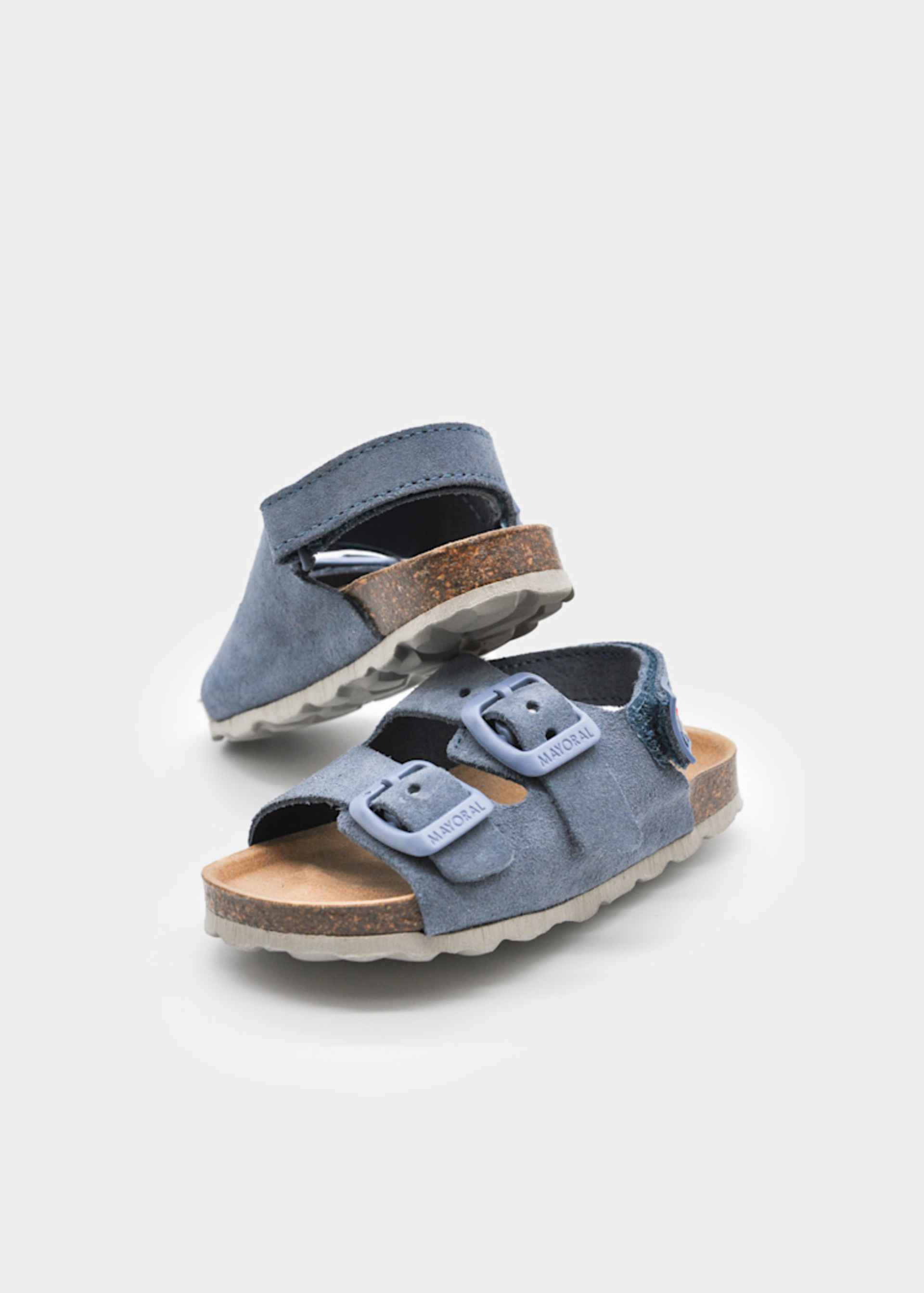 Sandales en cuir à boucle bébé