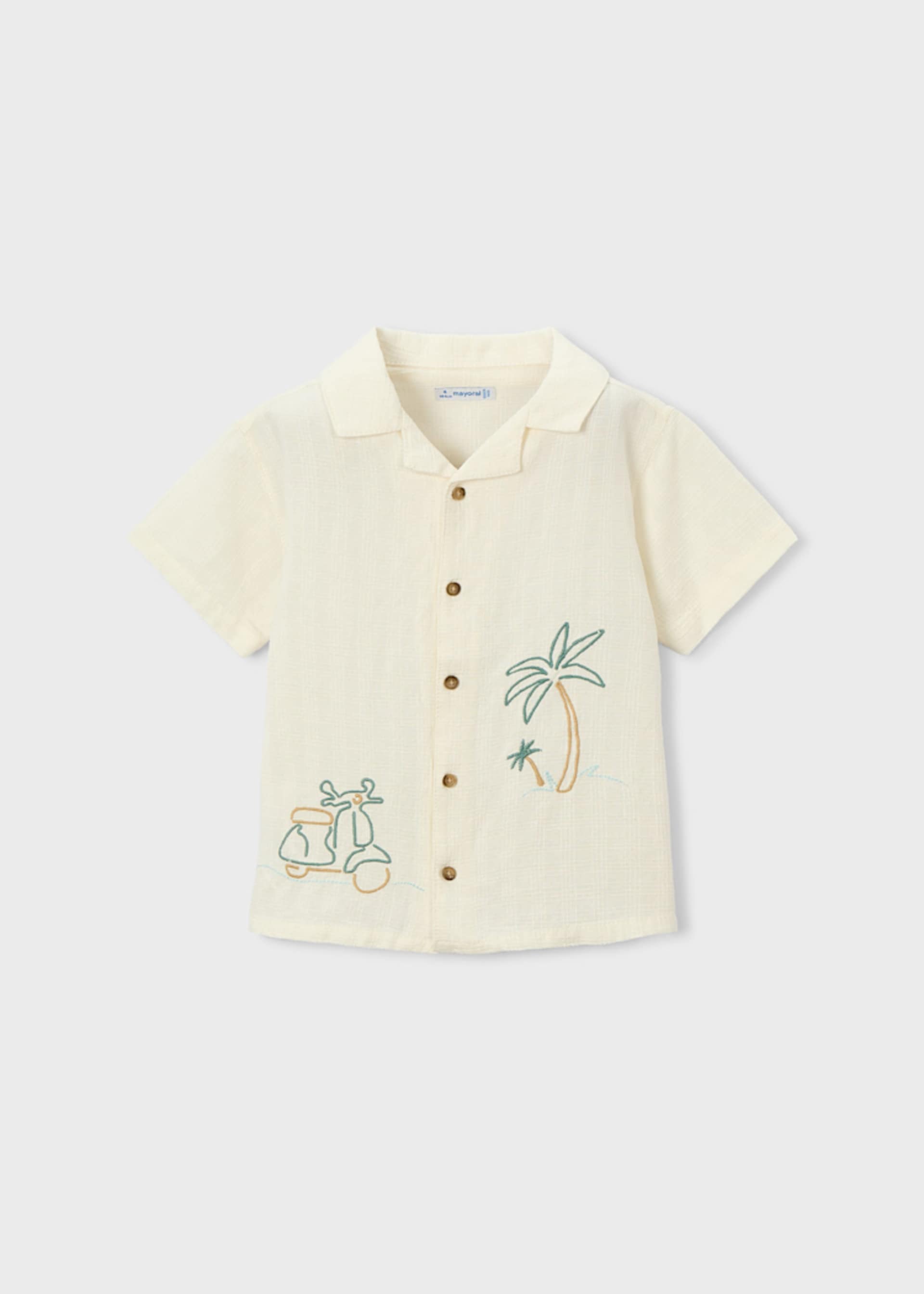 Camisa detalles bordados niño