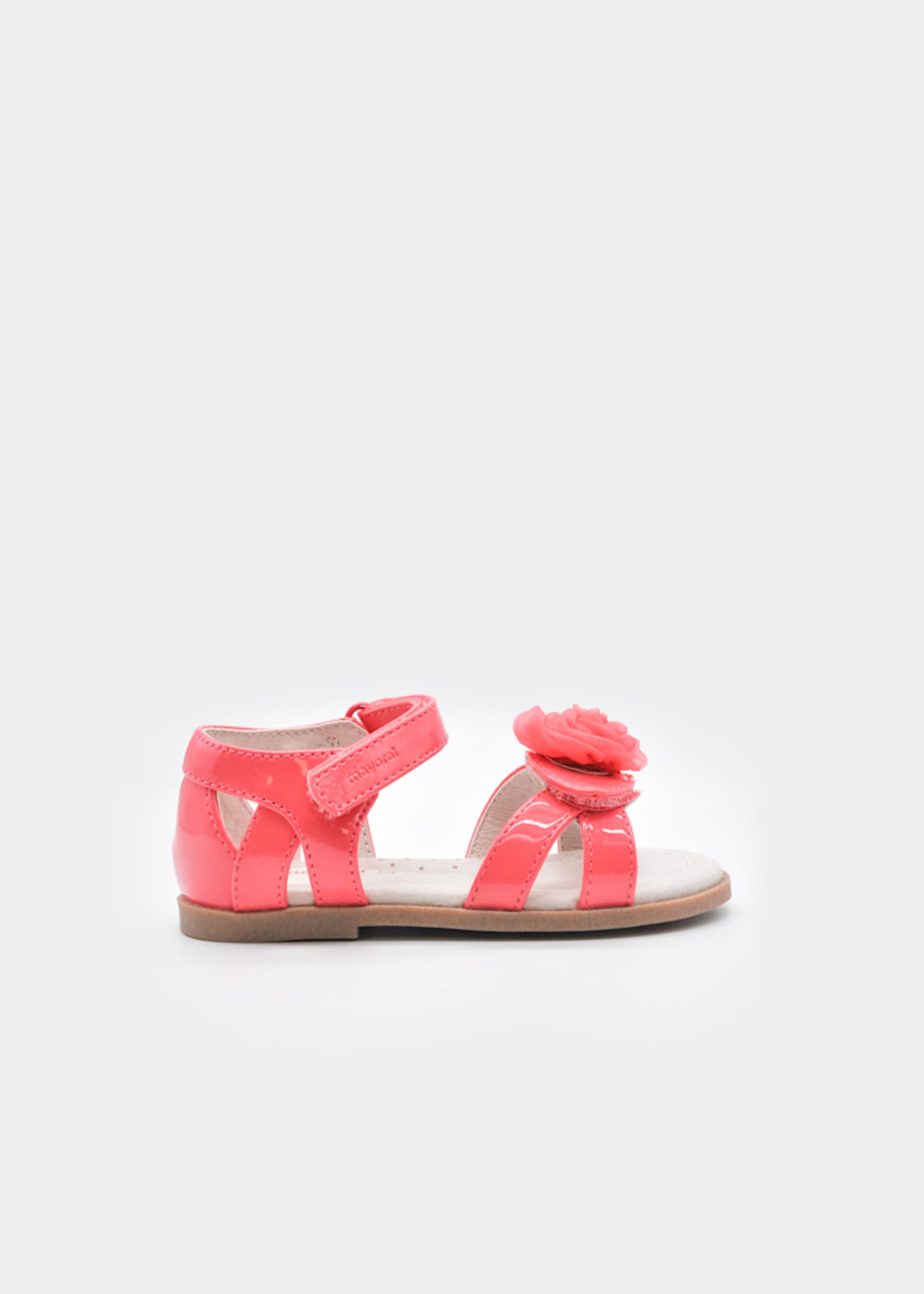Sandali vernice fiore neonata