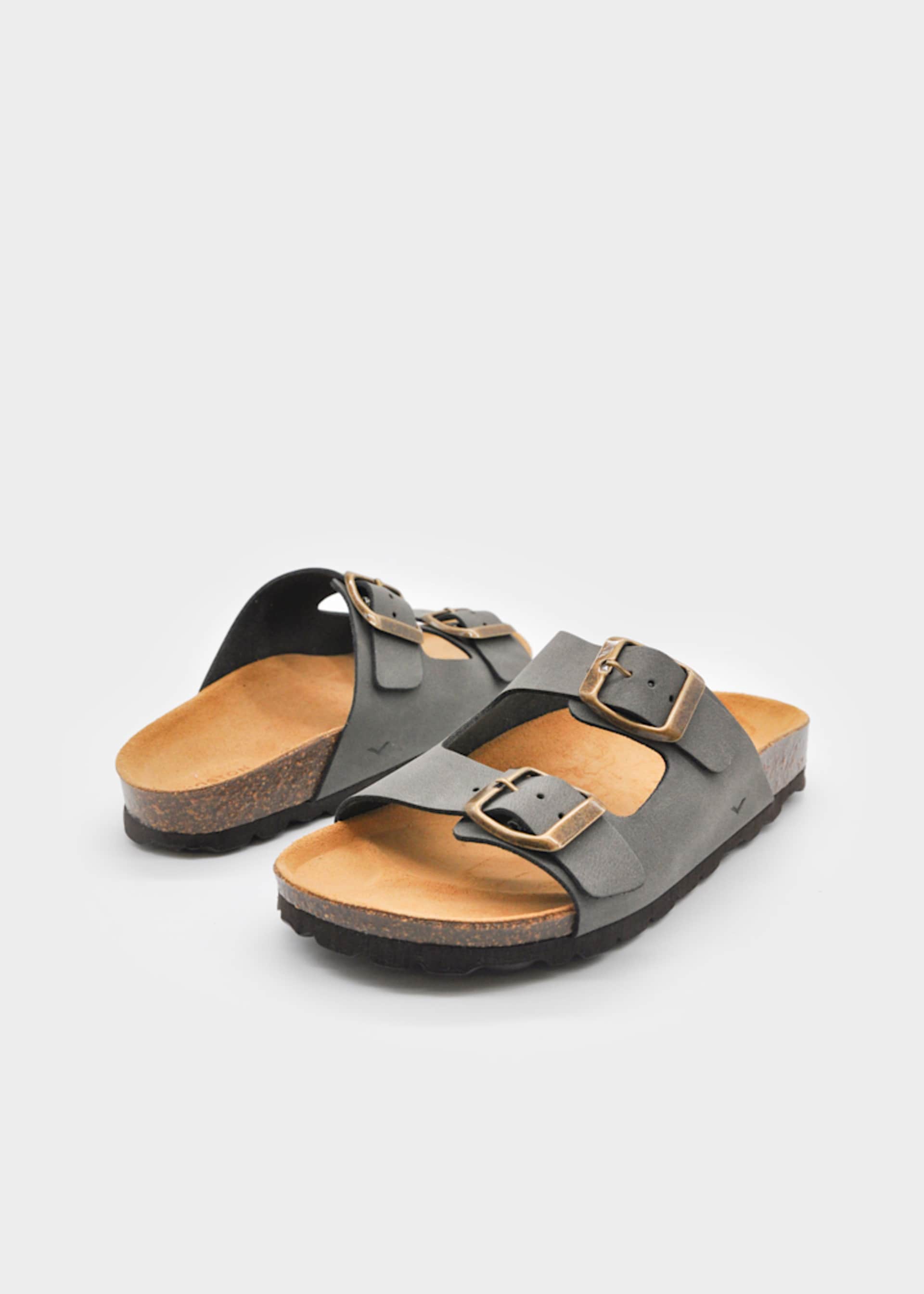 Sandales à boucles garçon